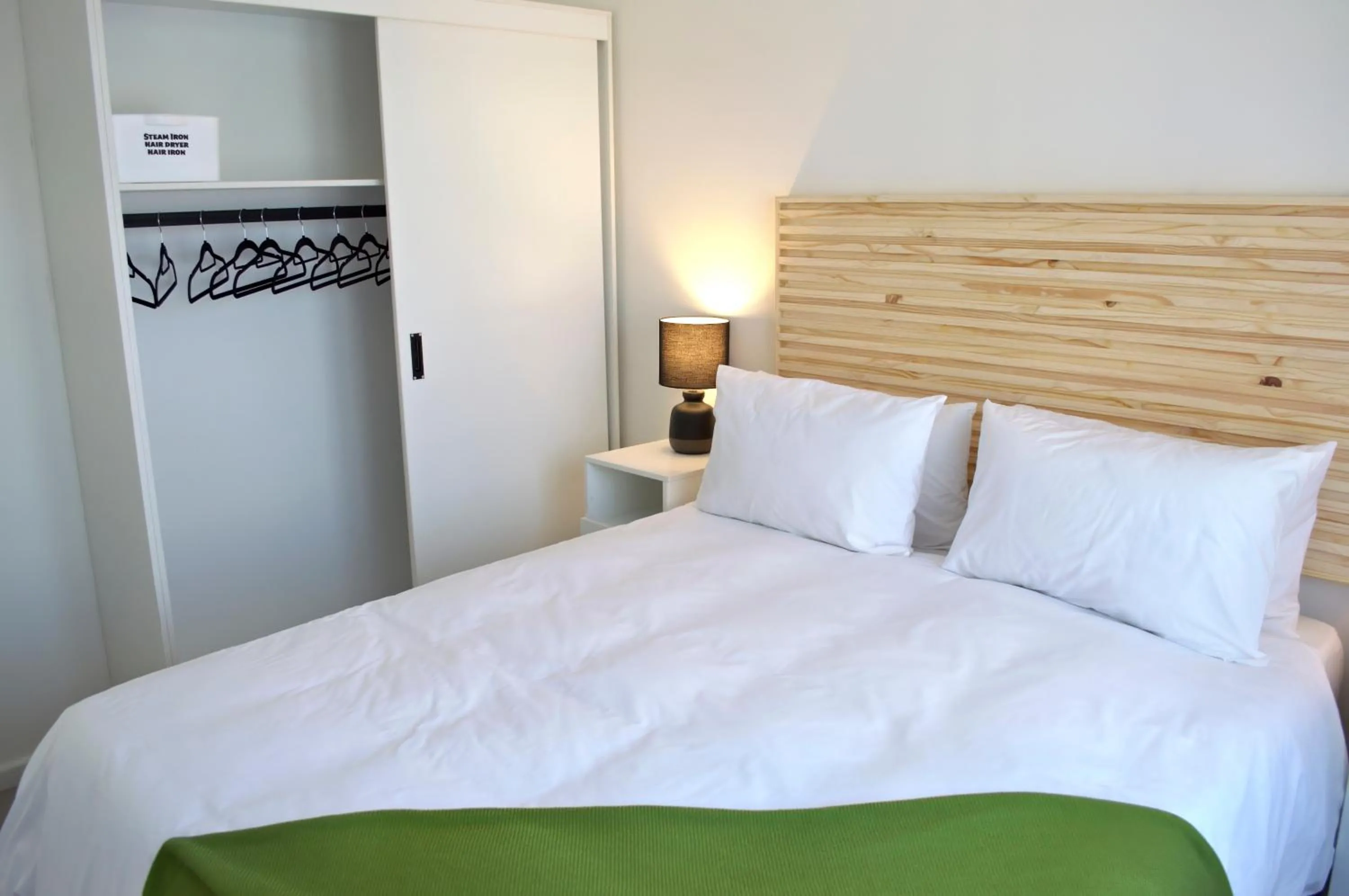 Bed in Camden Stay - Entire Unit - Cape Town
