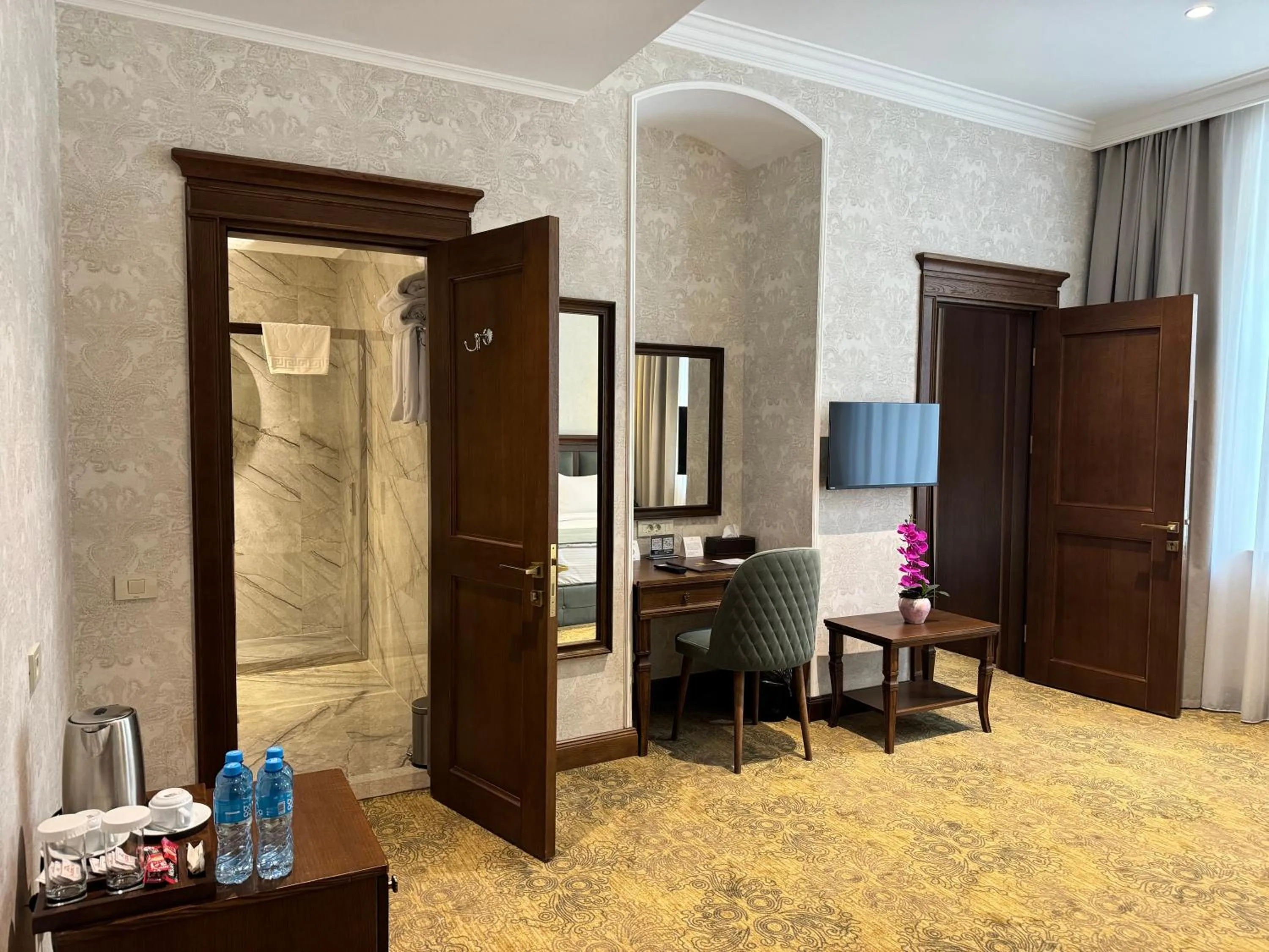 Seating area in Midway Hotel Baku