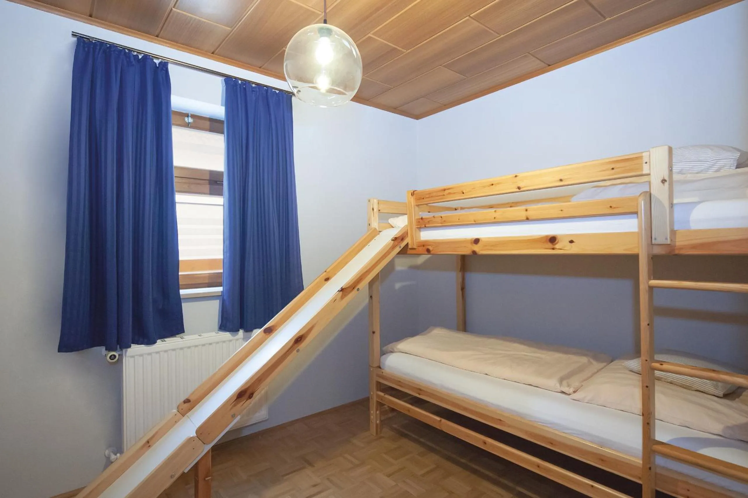 children, Bed in Hotel & Restaurant Zur Glocke