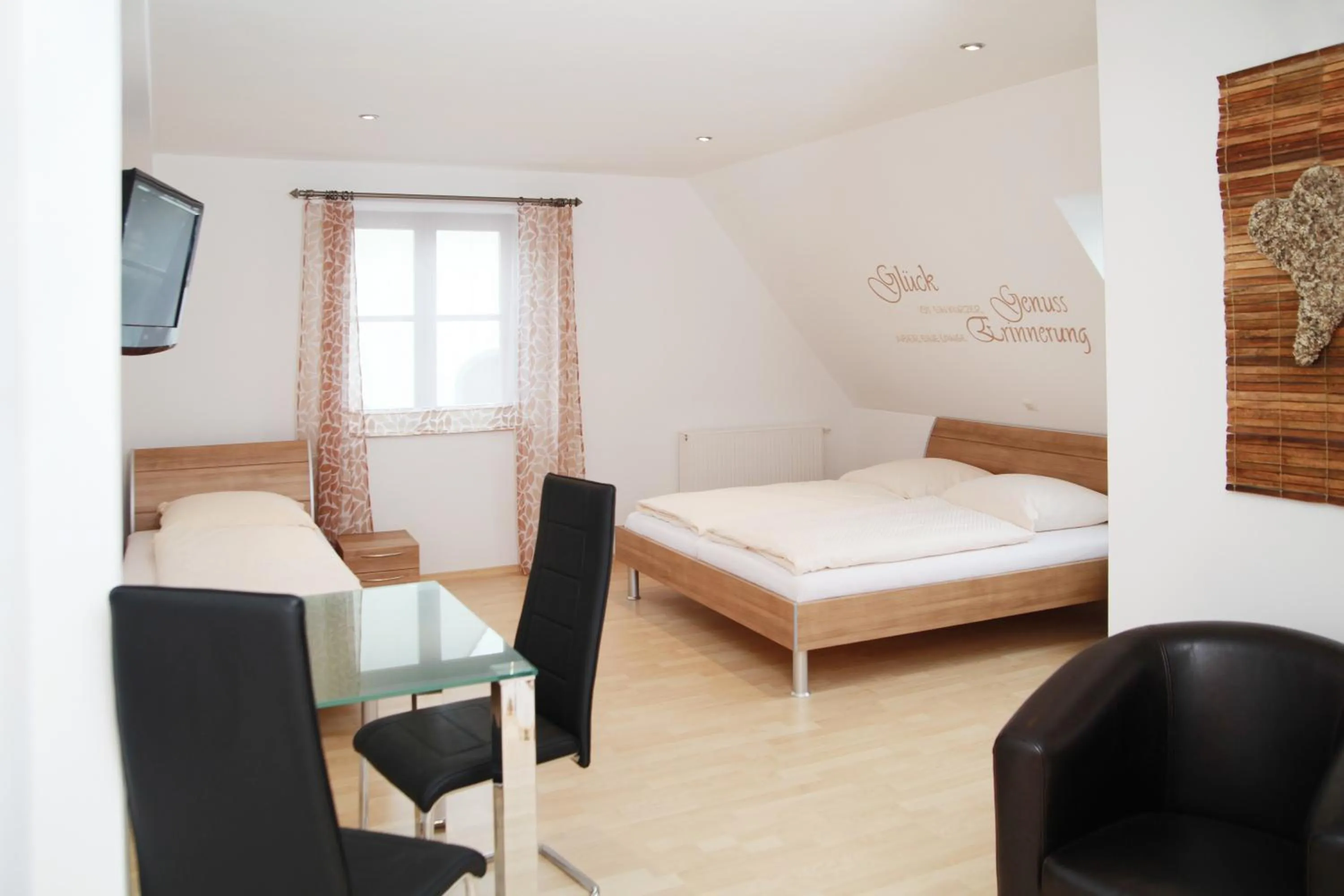 Bed in Hotel & Restaurant Zur Glocke