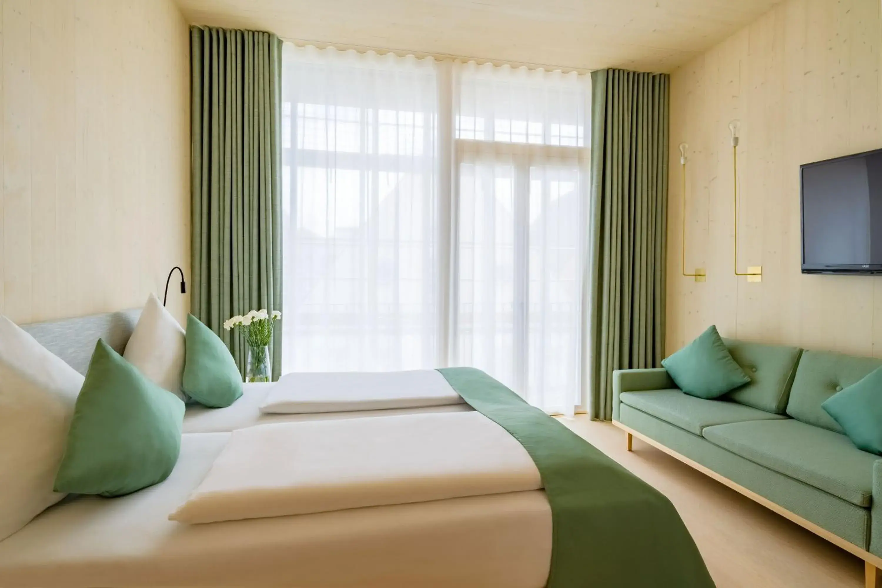 Double Room in Hotel Krone Oettingen Double Room in Hotel Krone Oettingen