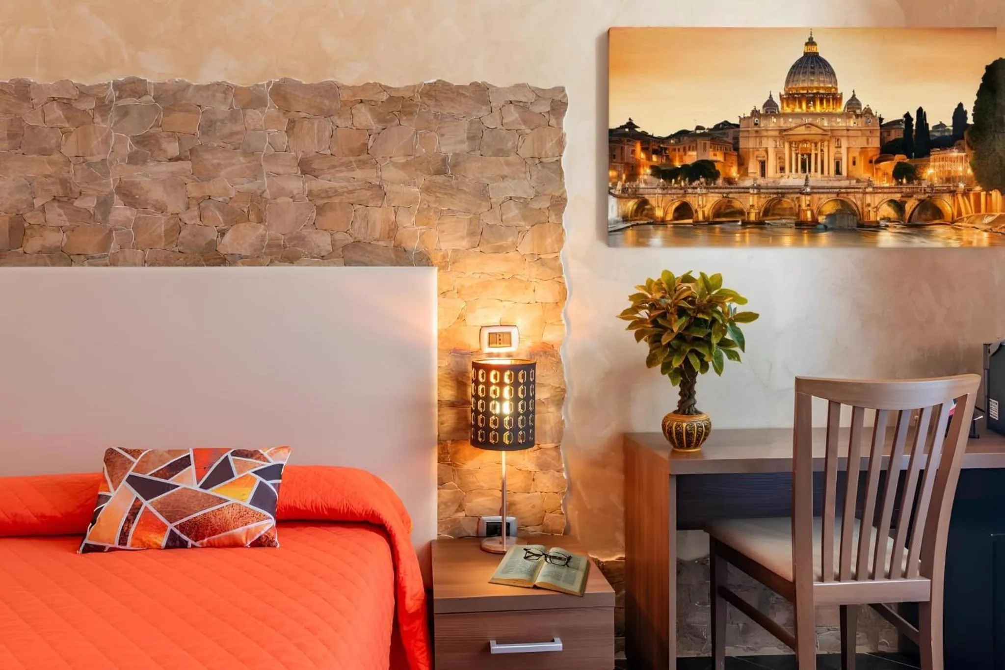 Bed in Alis Laura Guest House - Near Metro Bologna, Easy Access to All Rome