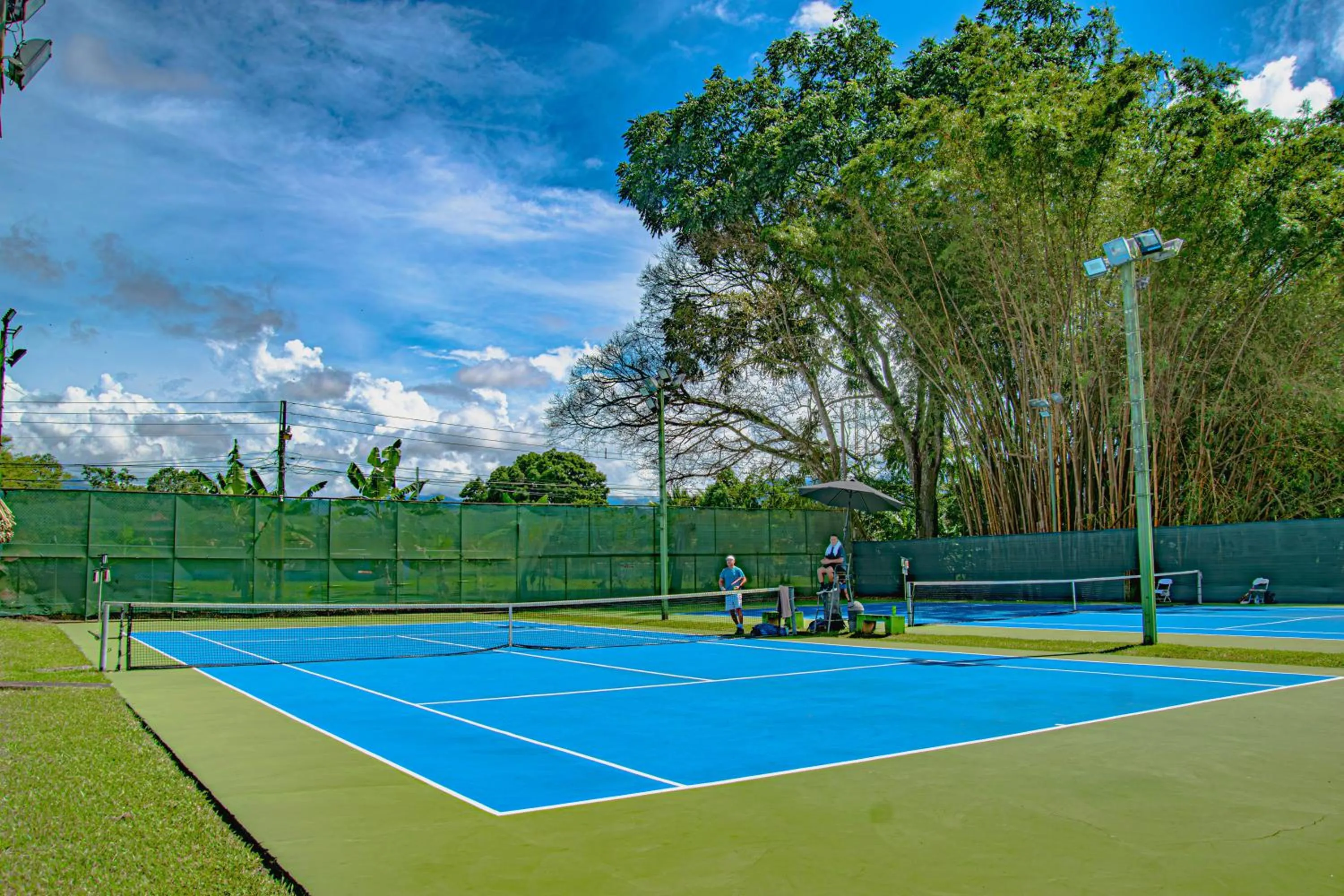 Tennis court in Hotel del Sur