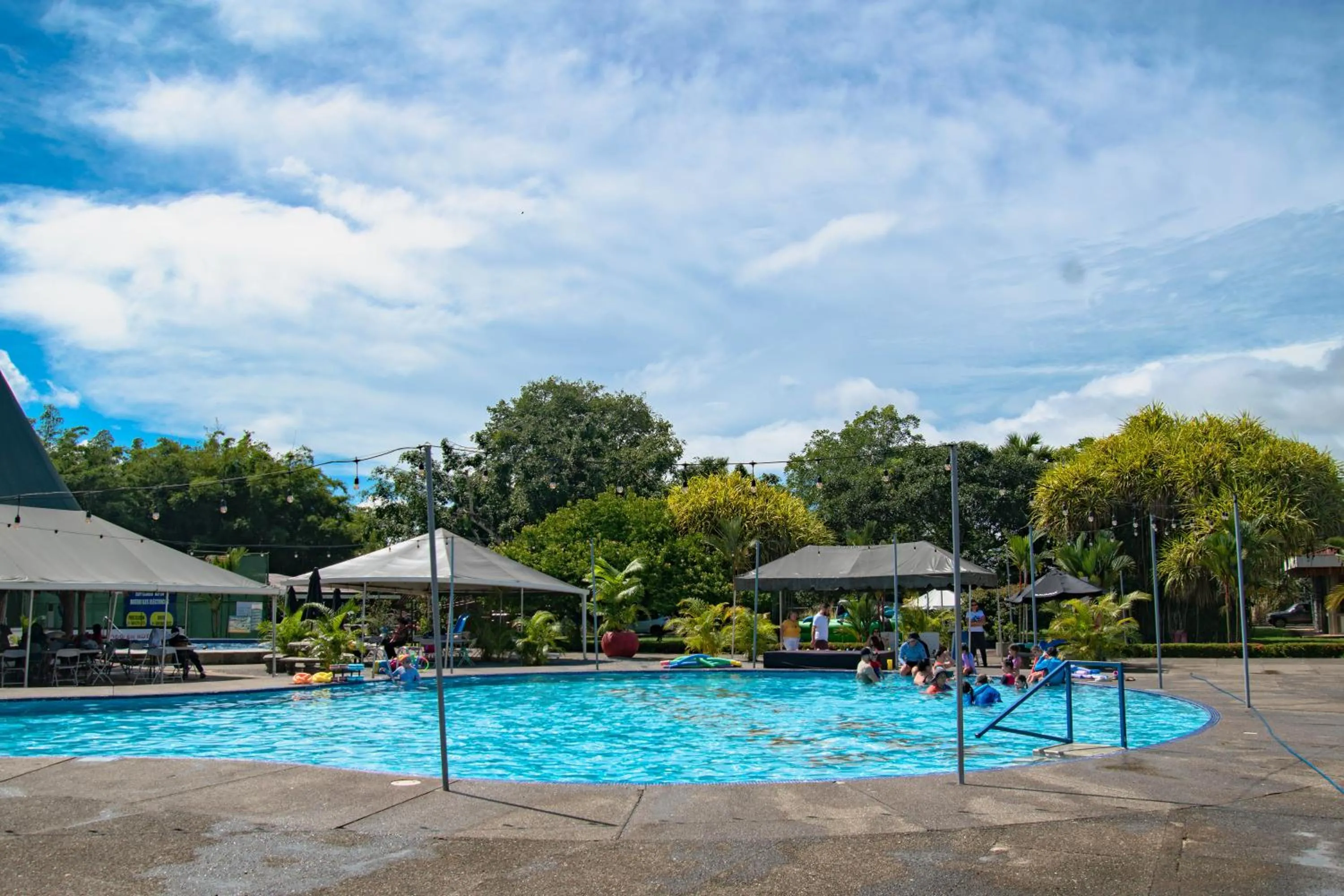 Swimming pool in Hotel del Sur