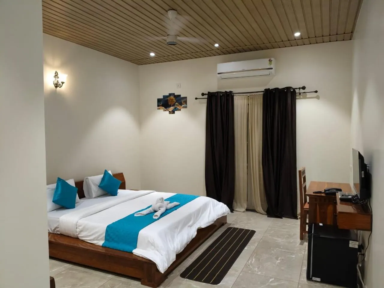 Bed in Shantadurga Beachside Homestay