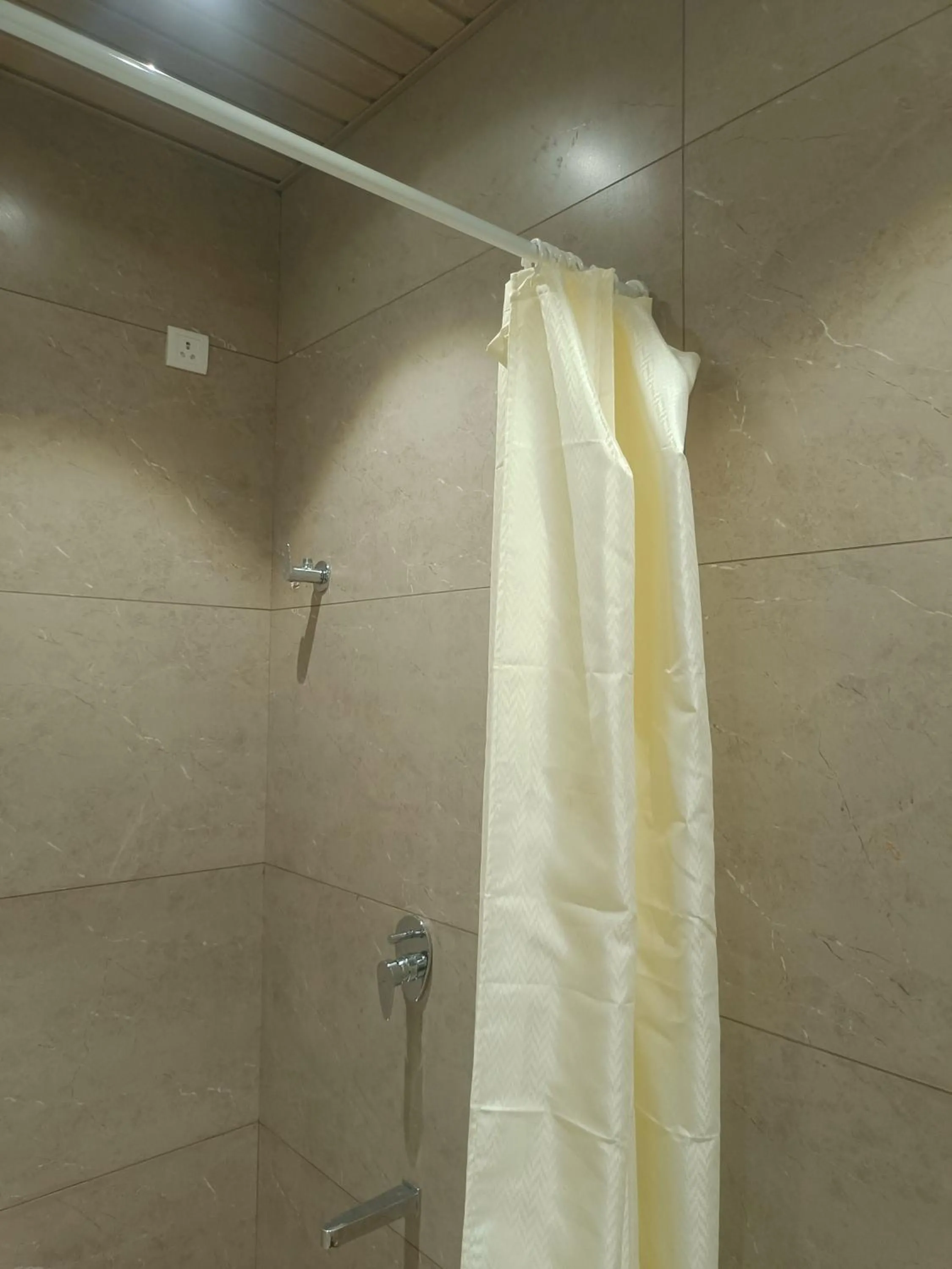 Shower in Shantadurga Beachside Homestay