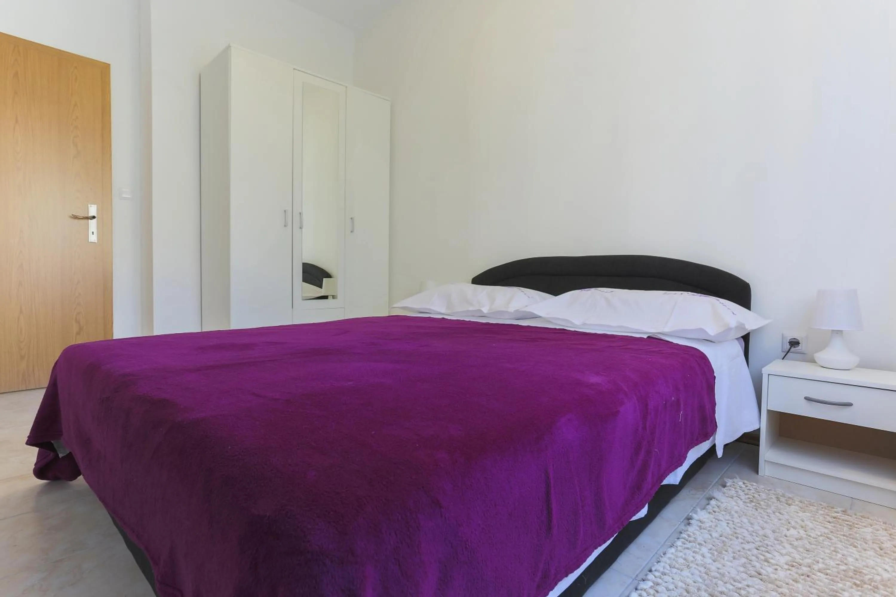 Apartment Ema