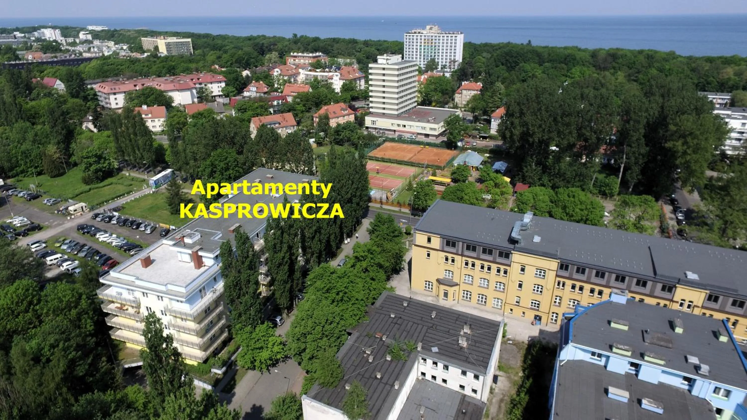 Property building in Apartamenty Tit Kasprowicza