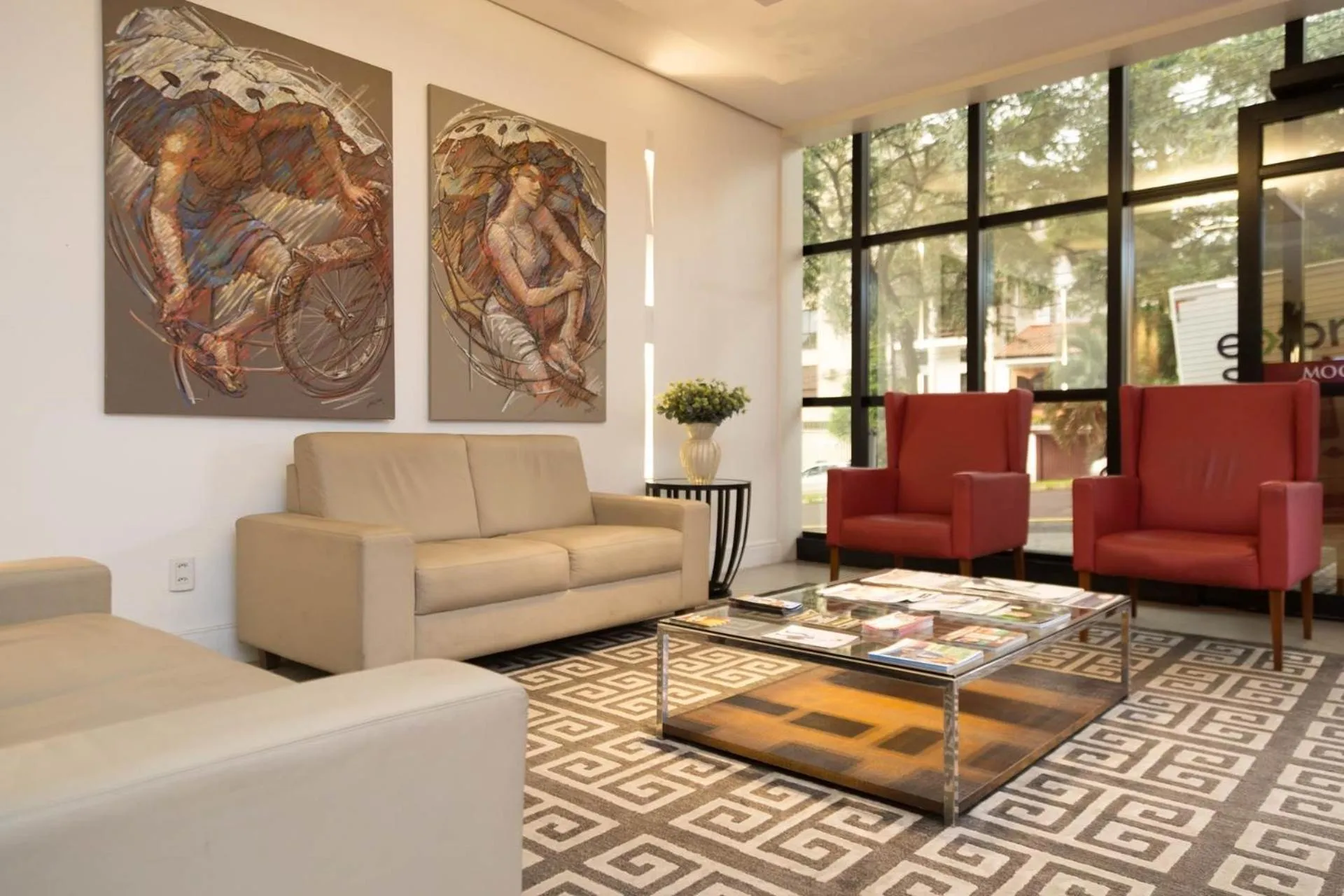 Lobby or reception in Mogano Premium Hotel - ELETROPOSTO