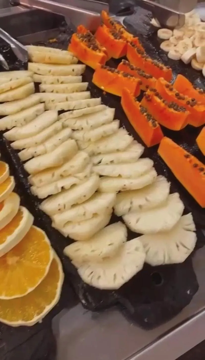 Breakfast in Mogano Premium Hotel - ELETROPOSTO