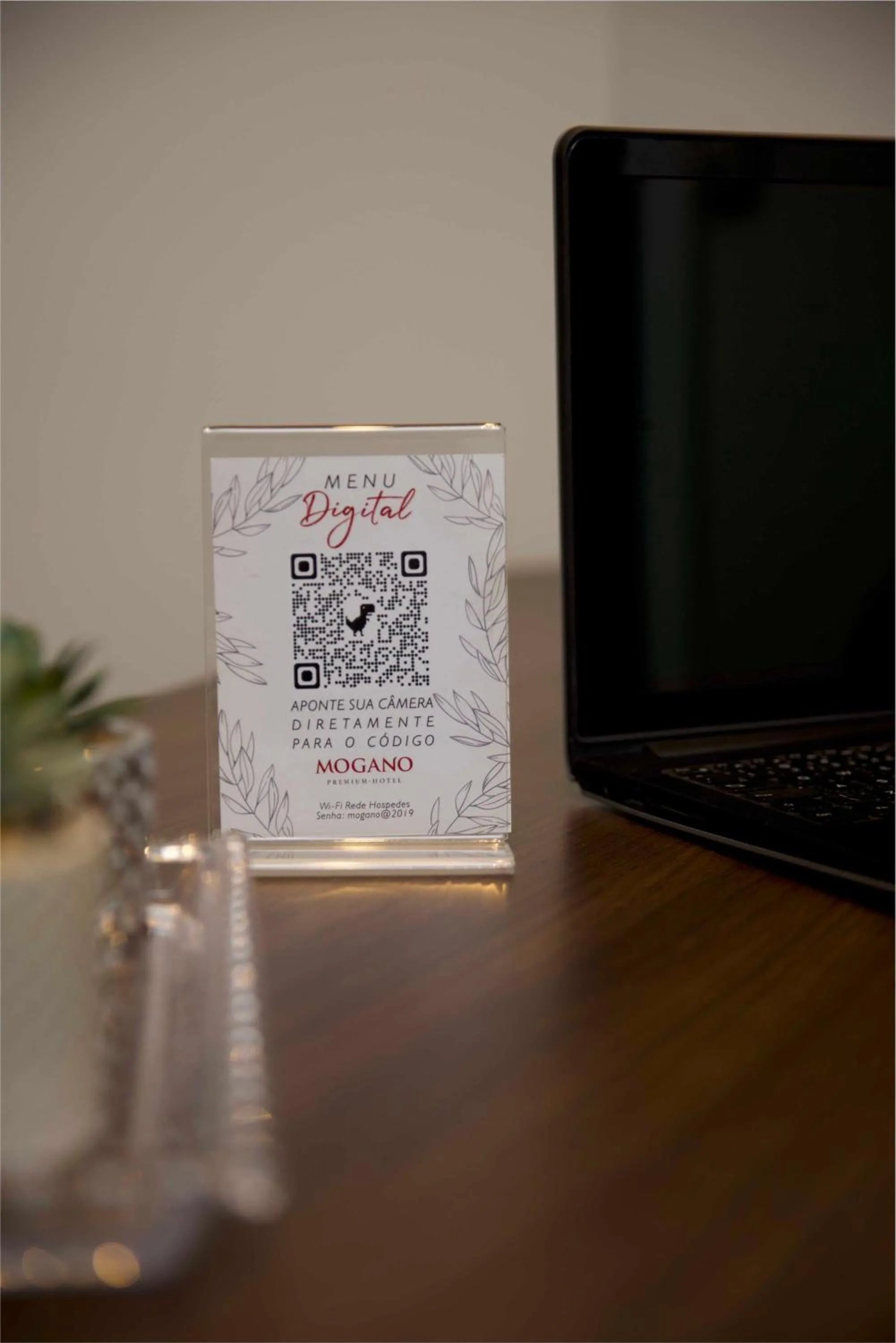 Living room in Mogano Premium Hotel - ELETROPOSTO