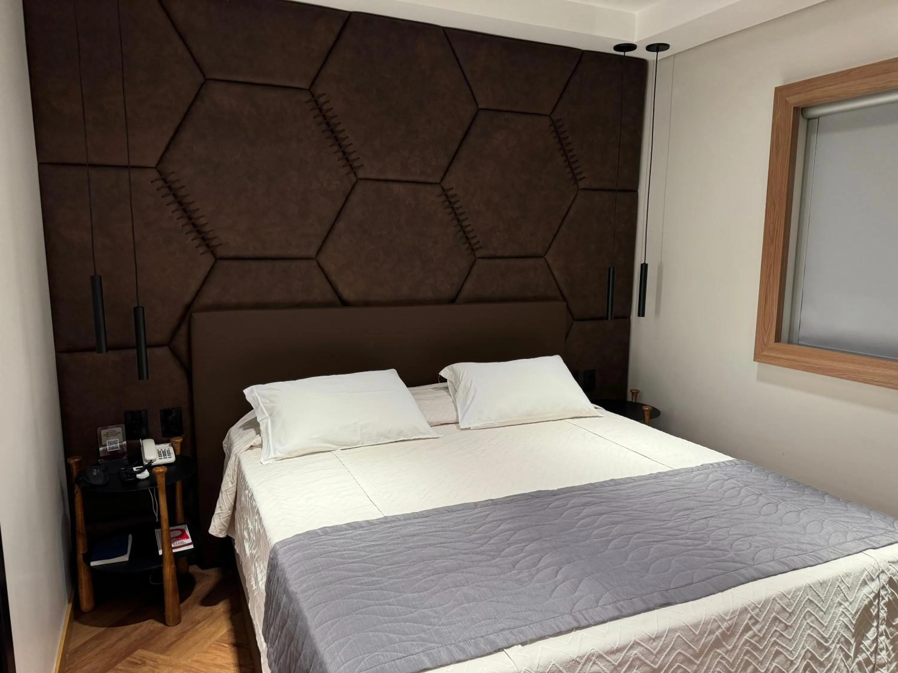 Bed in Mogano Premium Hotel - ELETROPOSTO