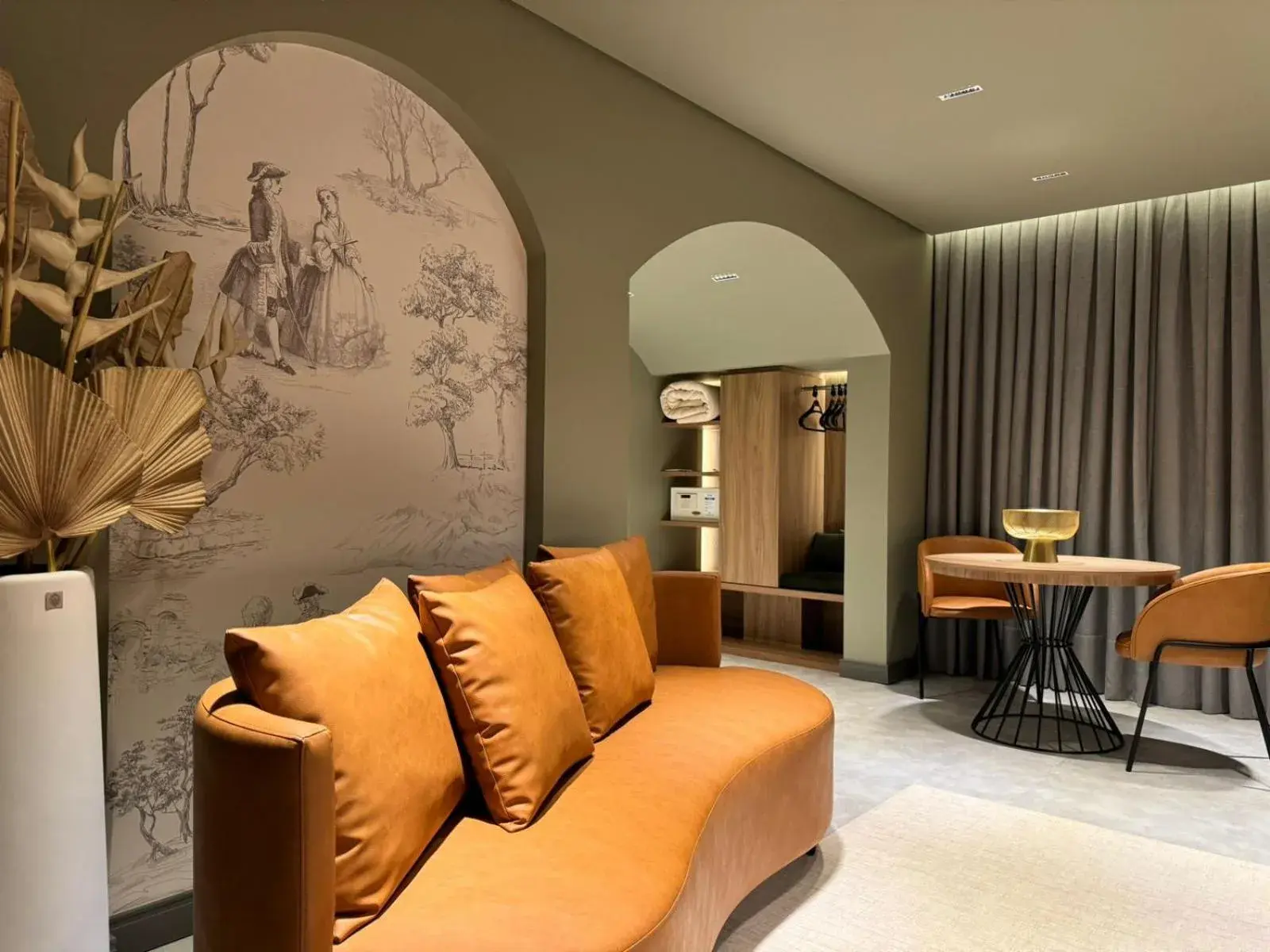 Living room in Mogano Premium Hotel - ELETROPOSTO Living room in Mogano Premium Hotel - ELETROPOSTO