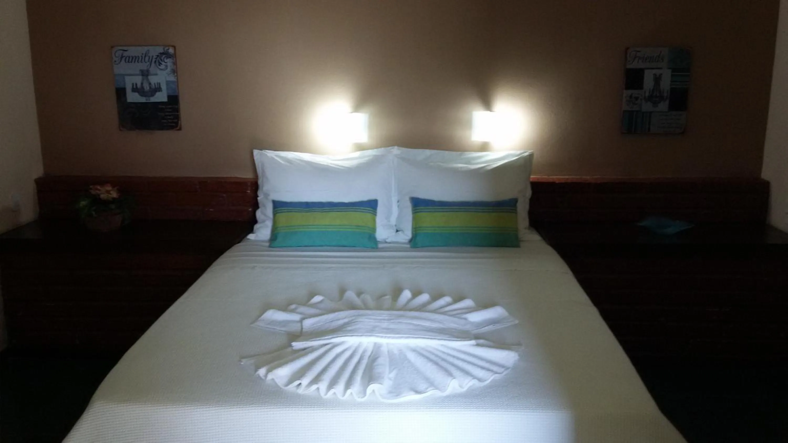 Photo of the whole room, Bed in Maison Clapp