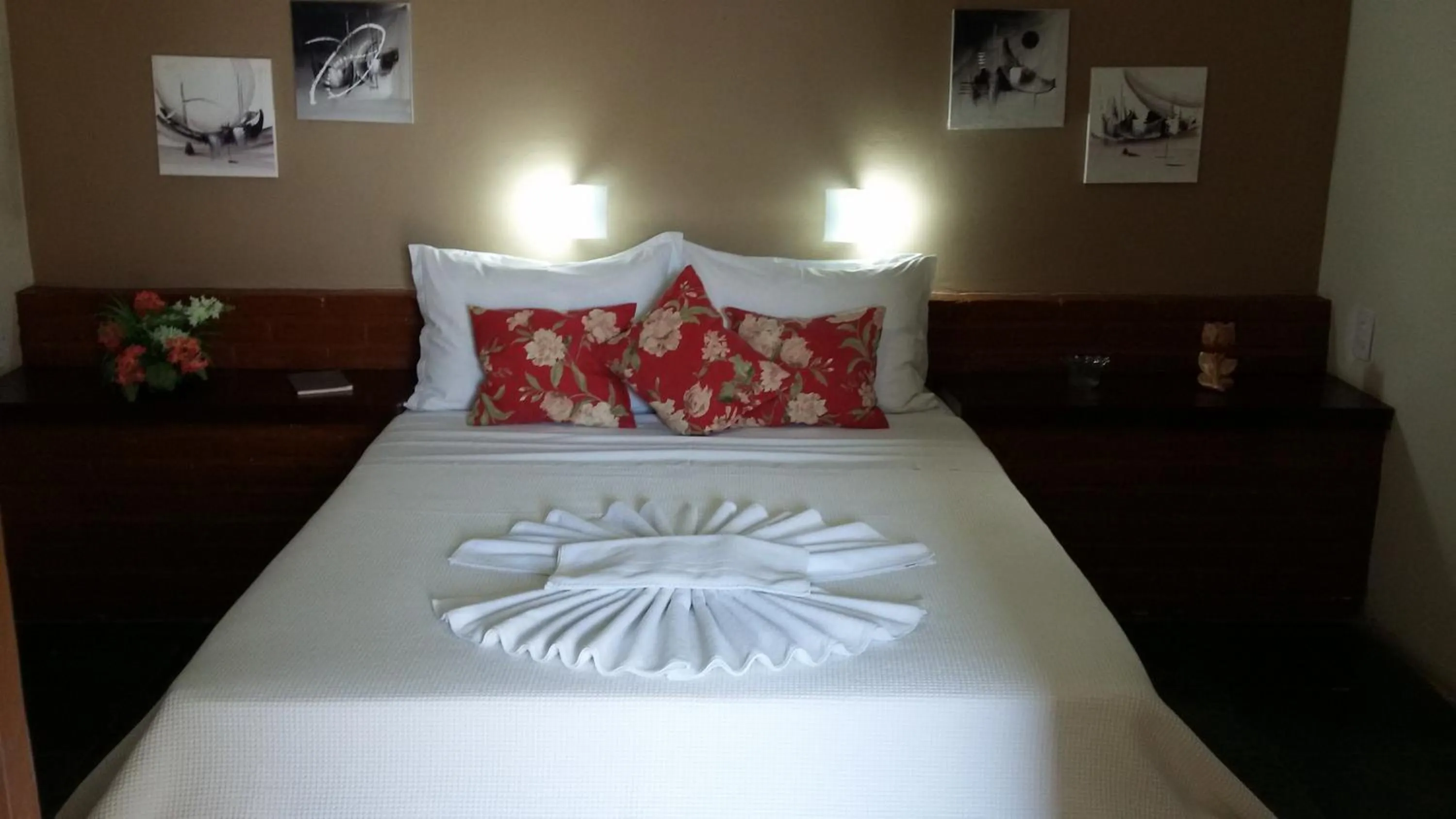 Photo of the whole room, Bed in Maison Clapp
