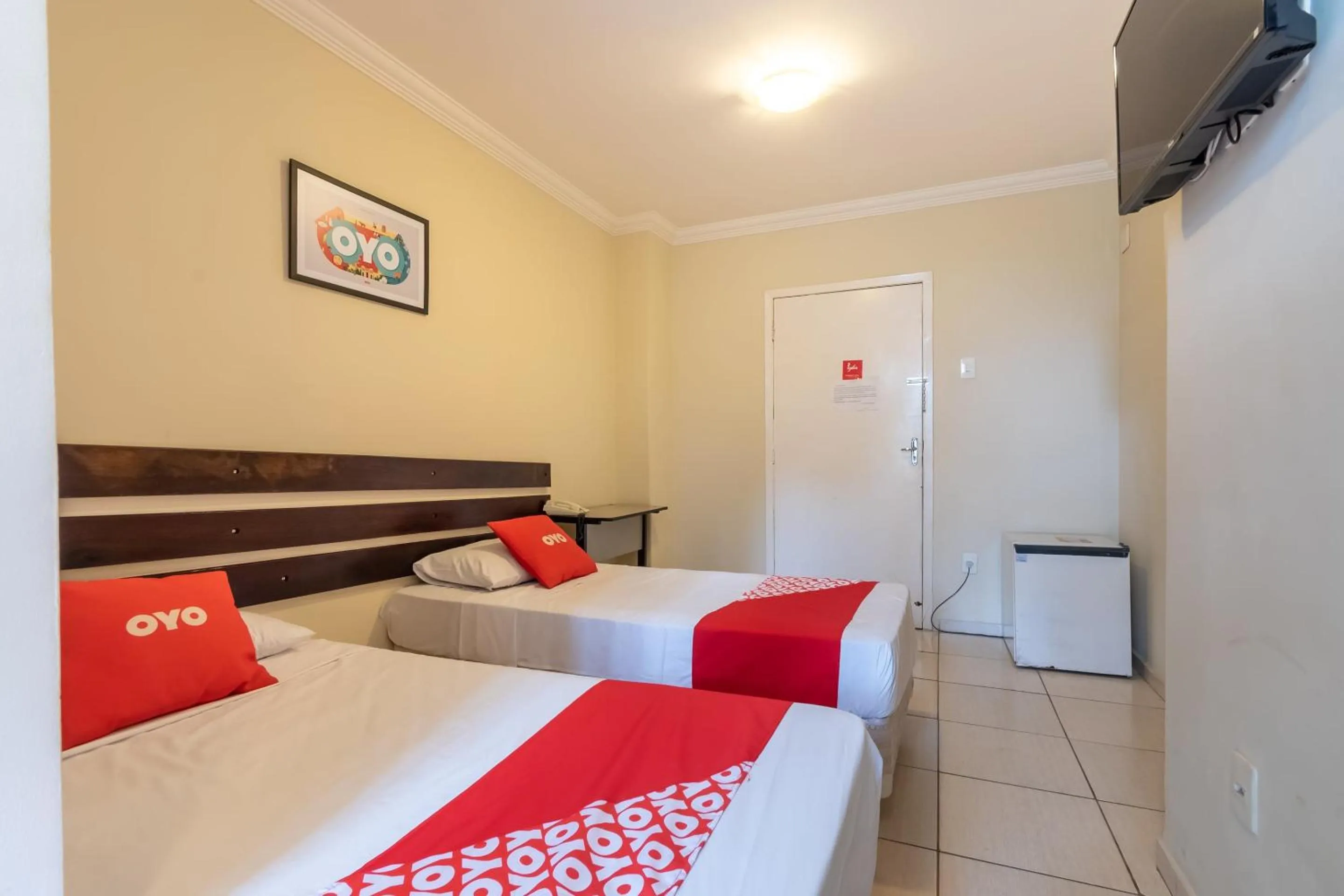 Bedroom, Bed in OYO Hotel L'Espace - Jaraguá Belo Horizonte