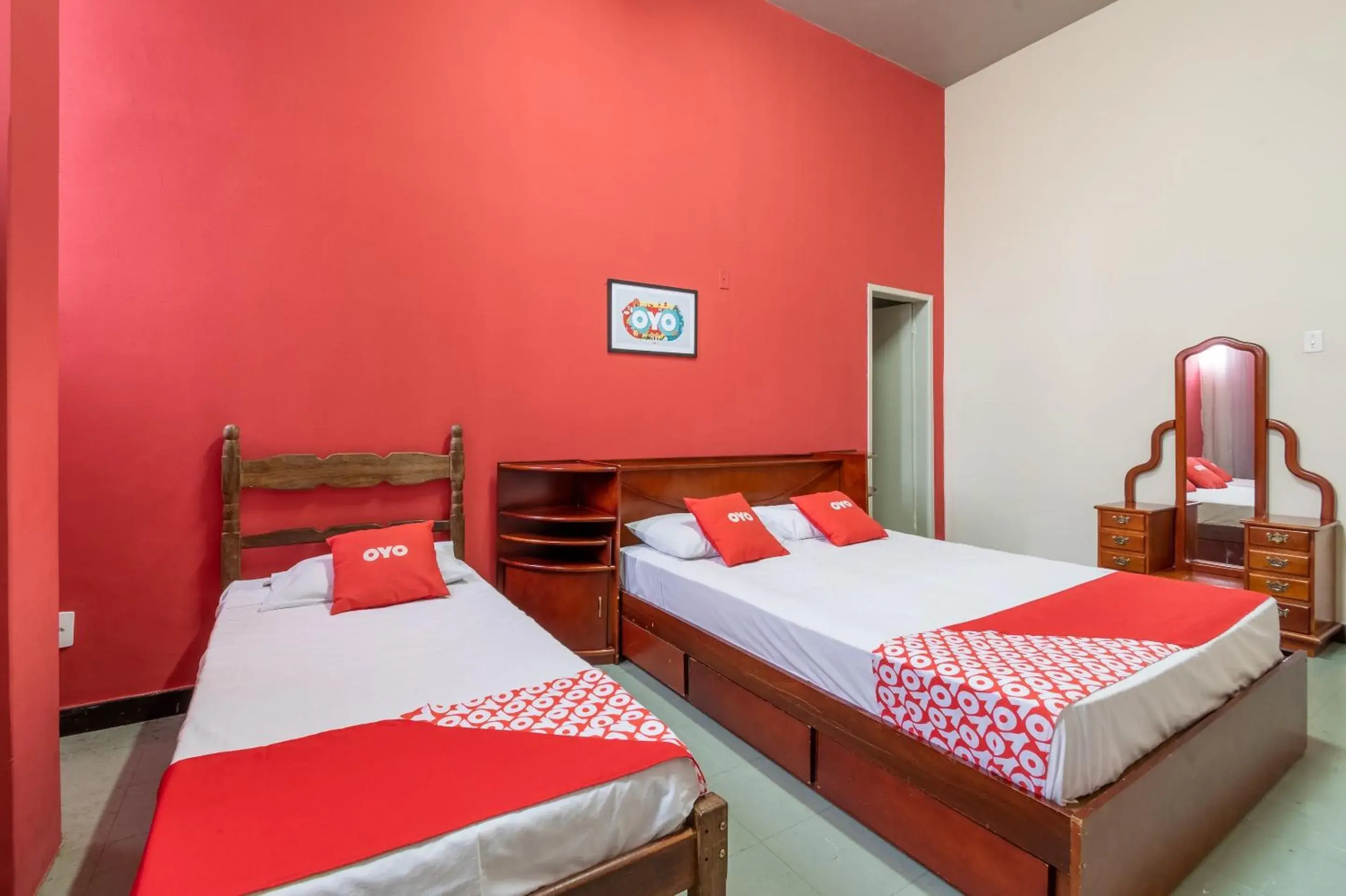 Triple Room (1 Double bed + 1 Single bed) - single occupancy in OYO Hotel L'Espace - Jaraguá Belo Horizonte Triple Room (1 Double bed + 1 Single bed) - single occupancy in OYO Hotel L'Espace - Jaraguá Belo Horizonte