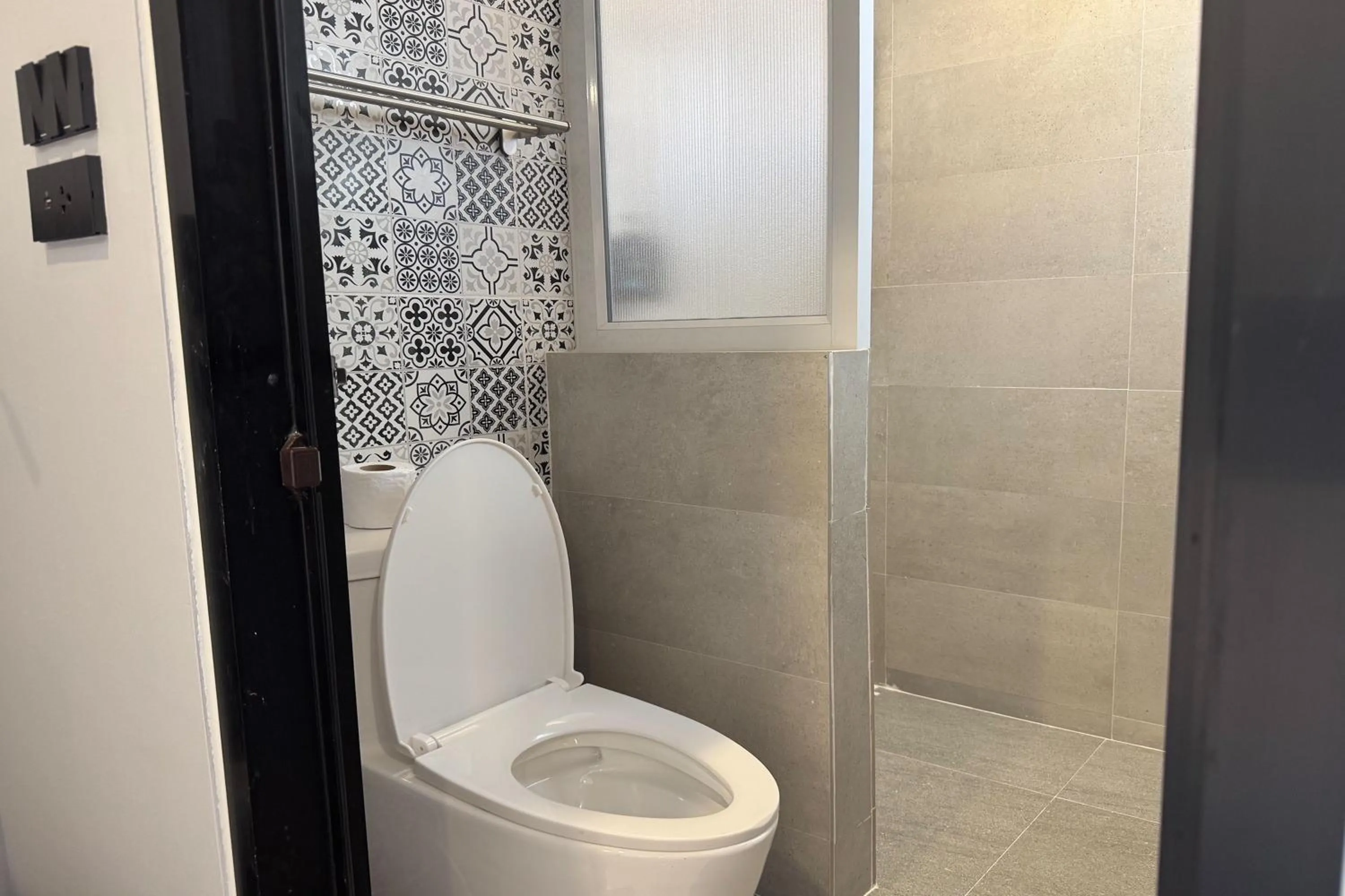 Toilet in Smith Hotel