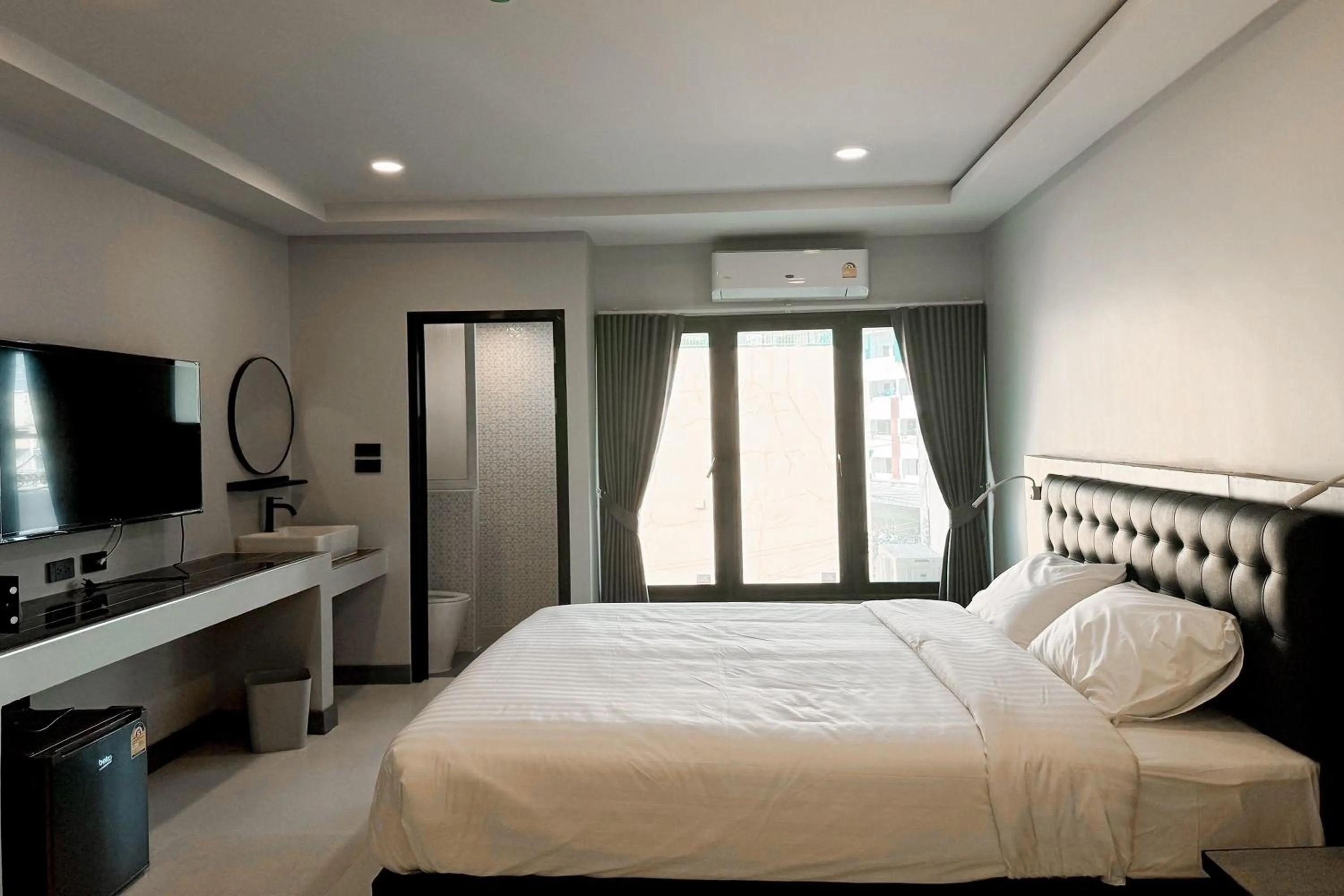 Bedroom, Bed in Smith Hotel