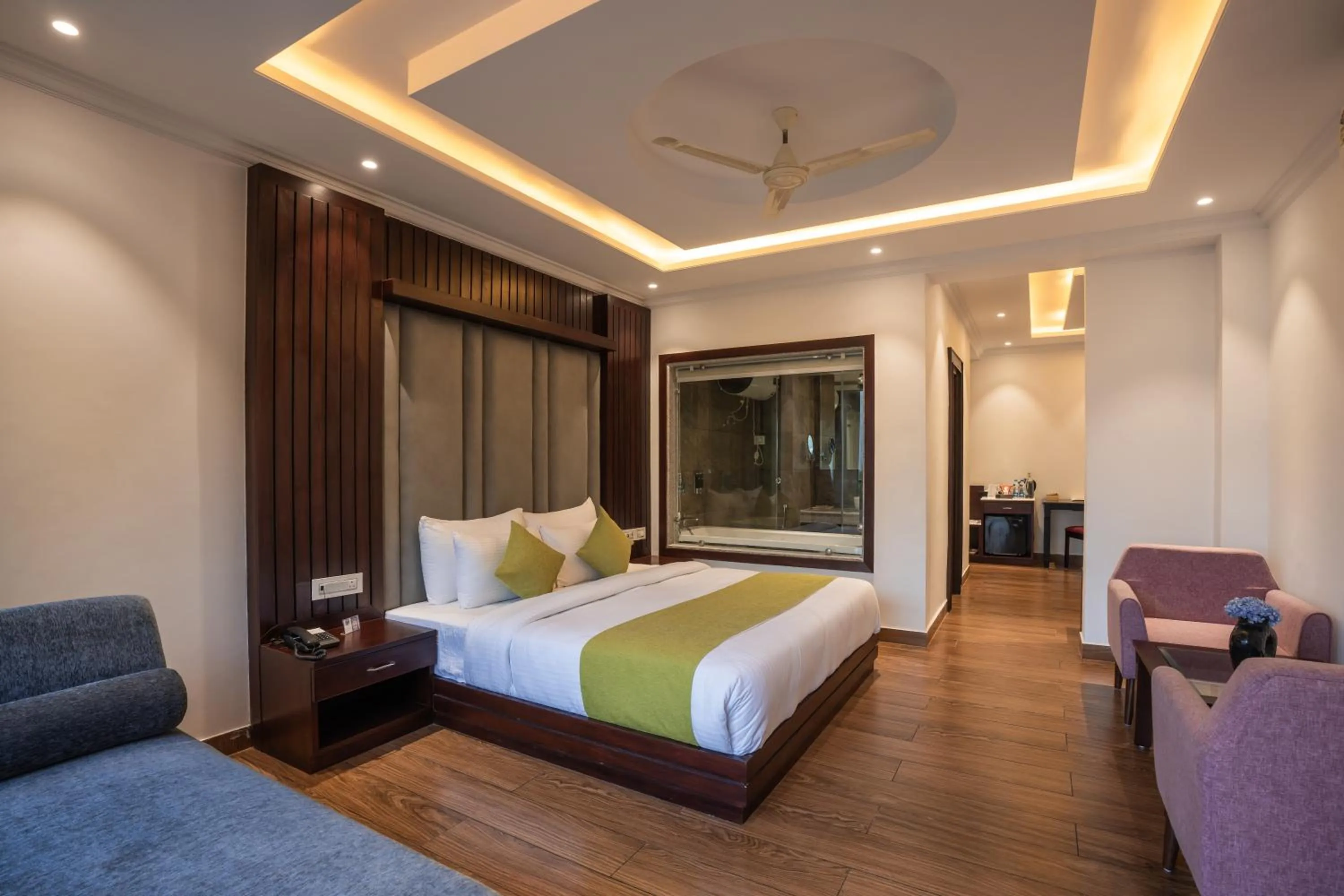 Photo of the whole room in Alt Life Luxe - Himalayan Crown - Dharamkot Mcleodganj