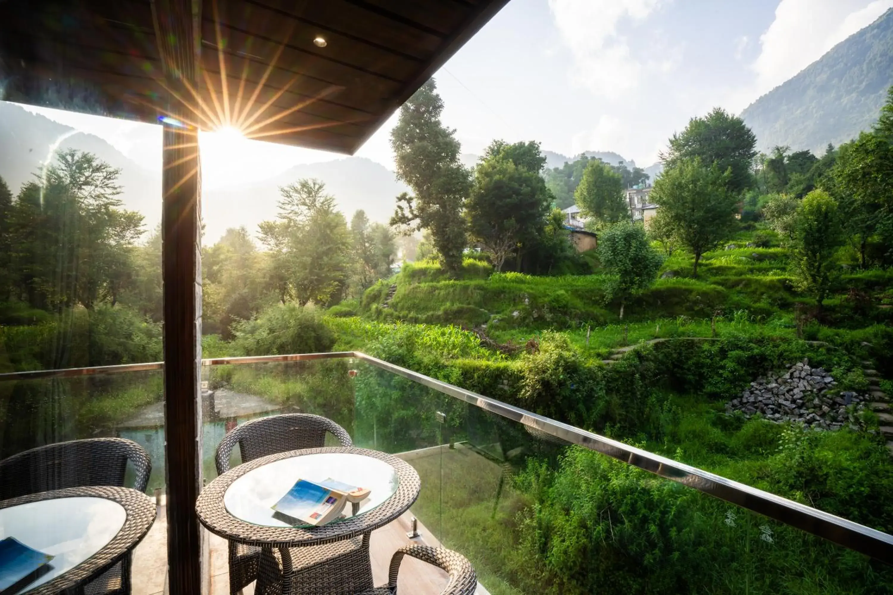 King Room with Mountain View in Alt Life Luxe - Himalayan Crown - Dharamkot Mcleodganj King Room with Mountain View in Alt Life Luxe - Himalayan Crown - Dharamkot Mcleodganj