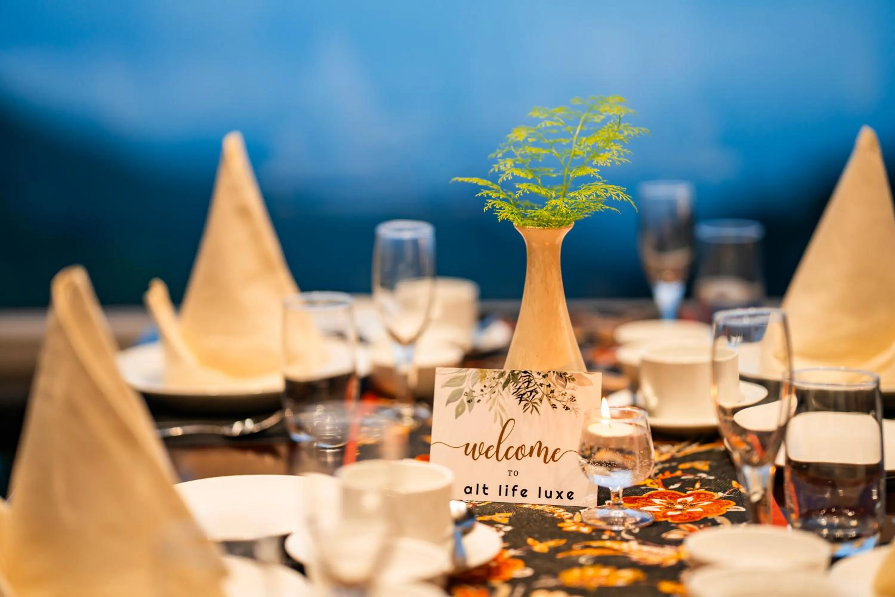 Breakfast in Alt Life Luxe - Himalayan Crown - Dharamkot Mcleodganj