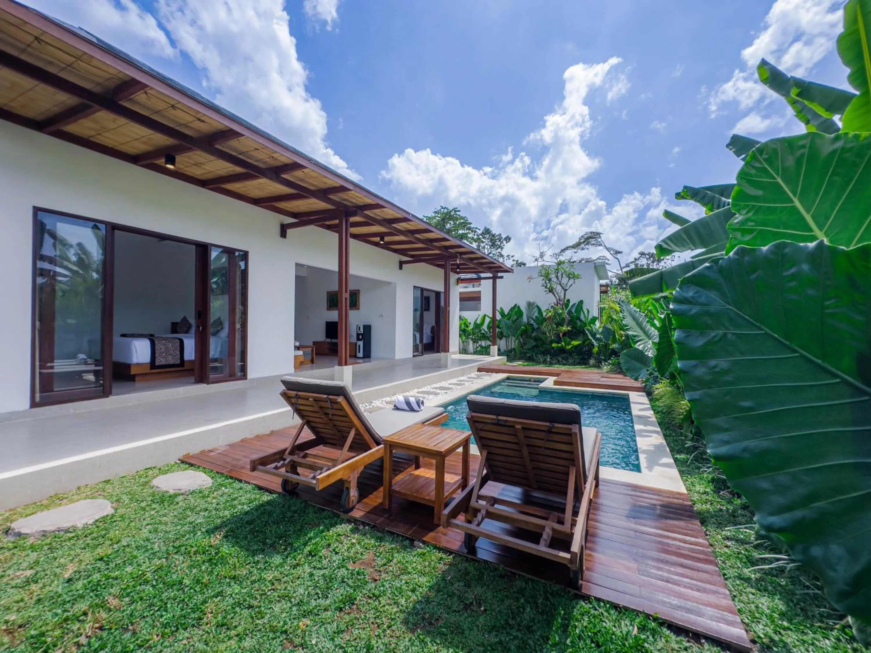 Villa with Garden View in Casa Mahesa Villas Ubud