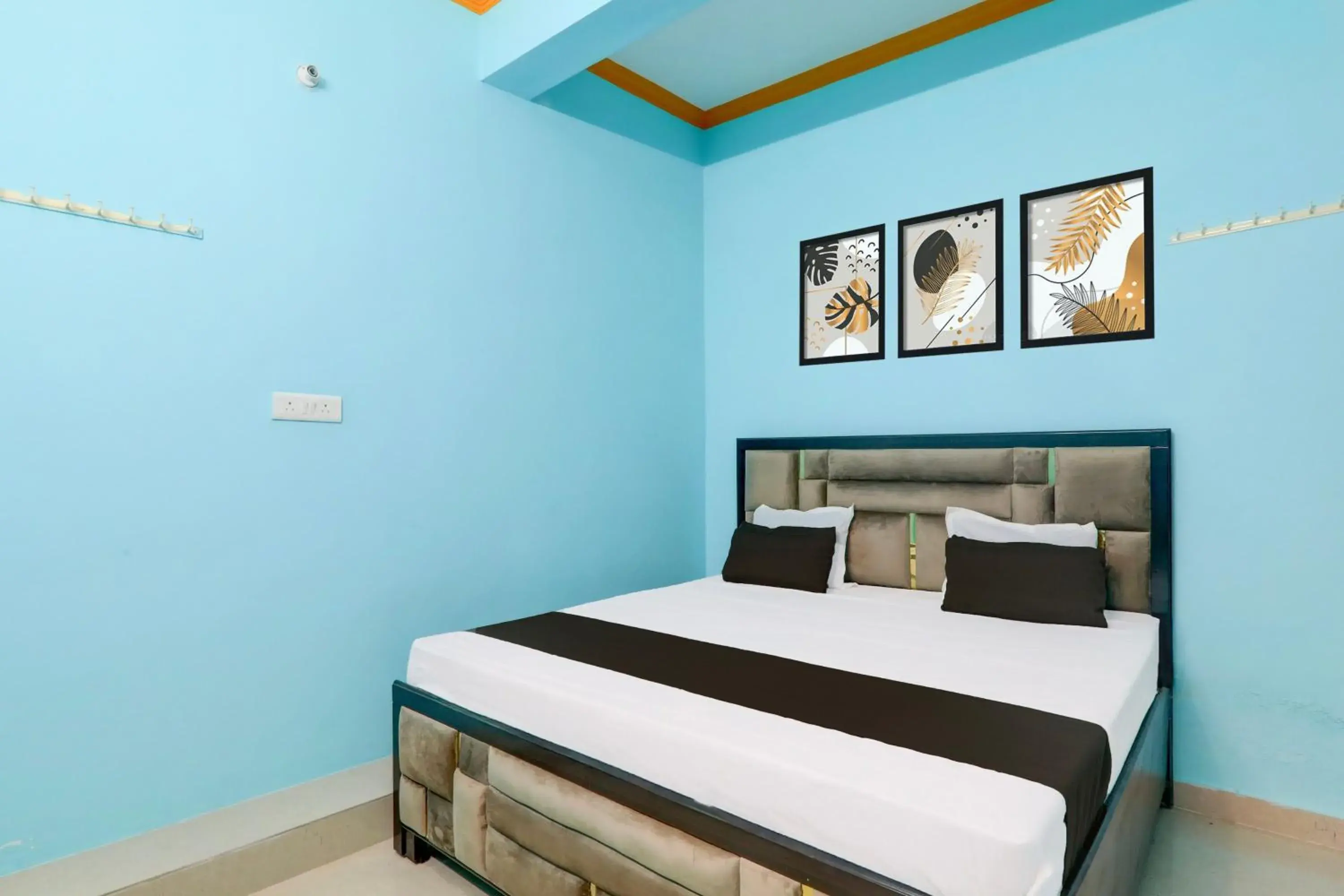 Facade/entrance, Bed in Hotel O SK Facade/entrance, Bed in Hotel O SK