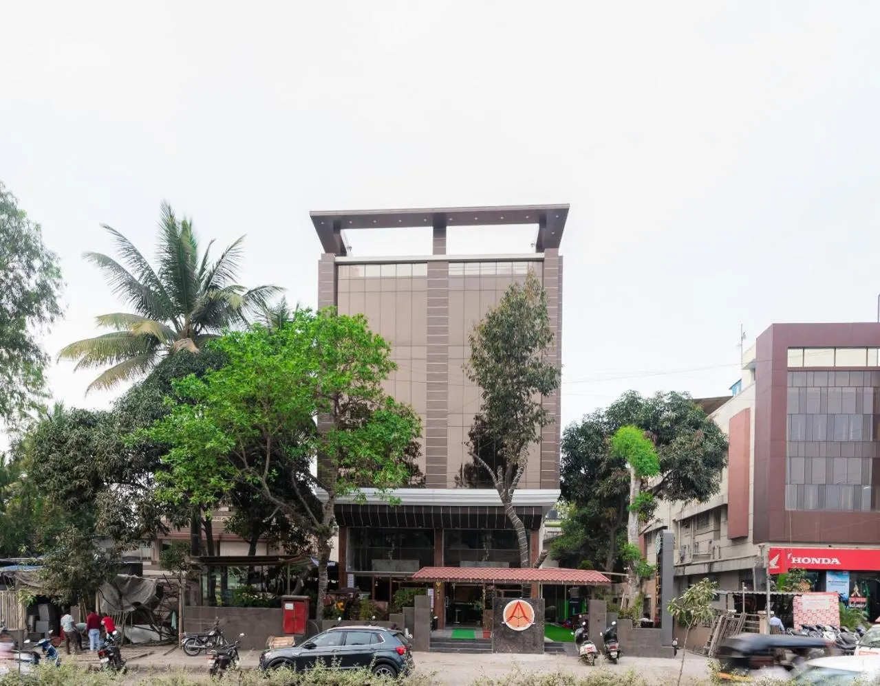 Lemon wood suites