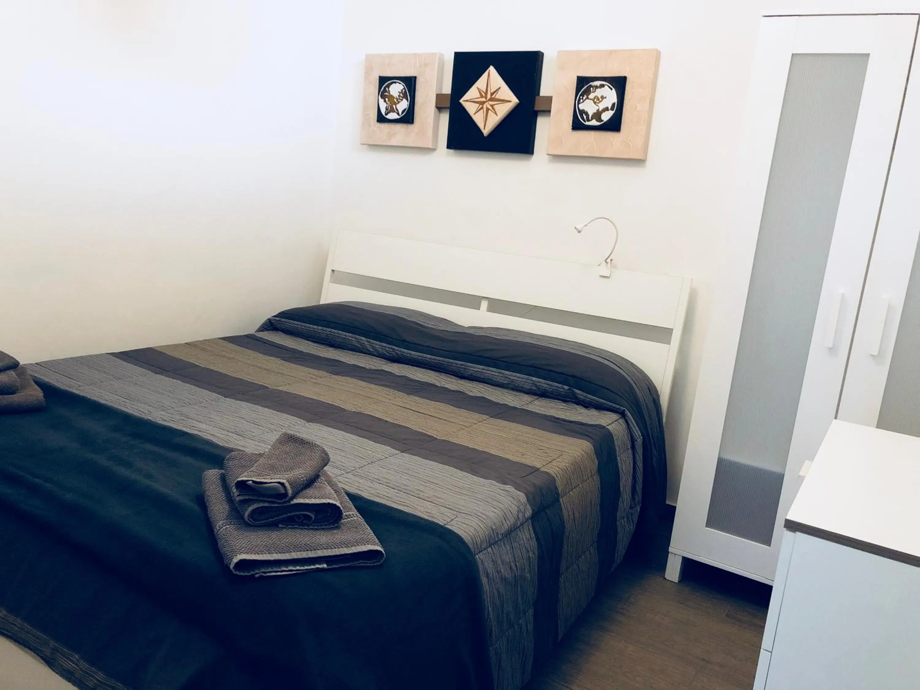 Bedroom, Bed in Casa Vacanze Nicole