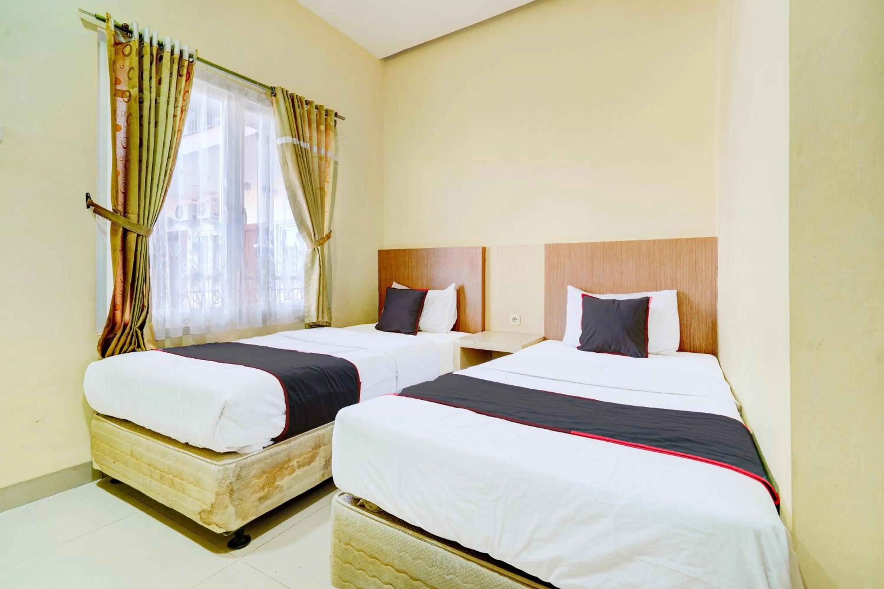 Bedroom in Collection O Cirebon Near Grage Mall Cirebon Formerly Rumah Suka