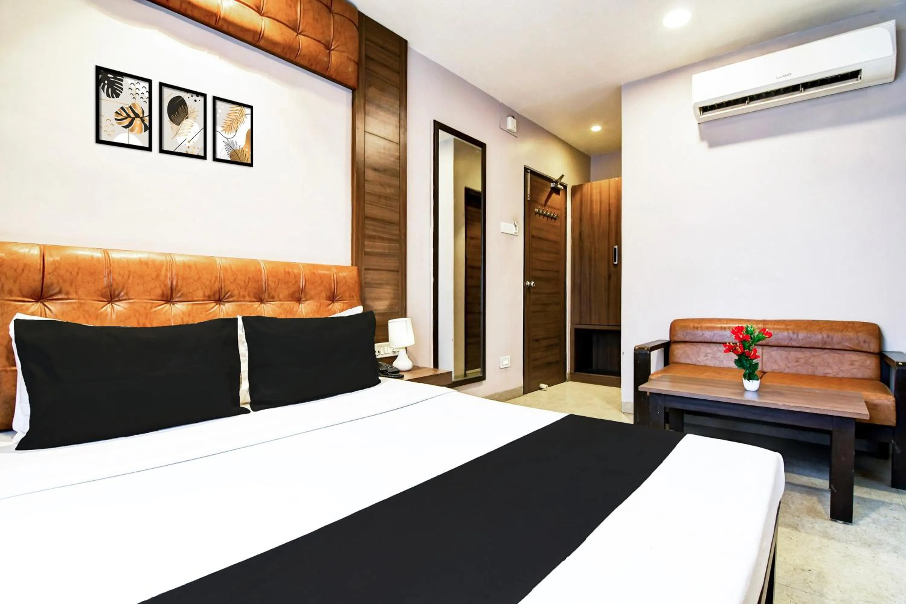 Bedroom, Bed in Super Hotel O Tagore Park Laskarhat formerly Shankar Guest House