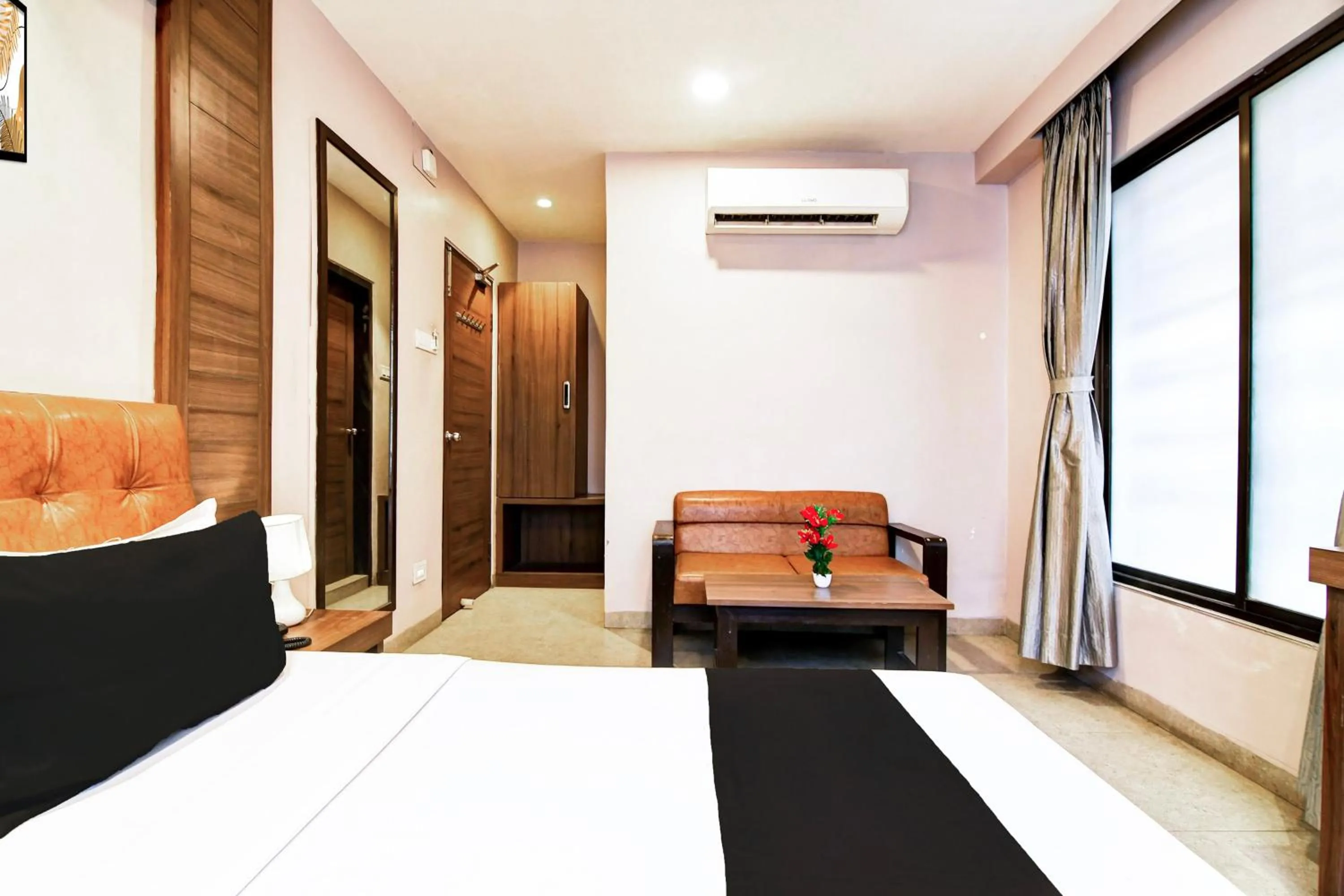 Bedroom, Bed in Super Hotel O Tagore Park Laskarhat Formerly Shankar Guest House