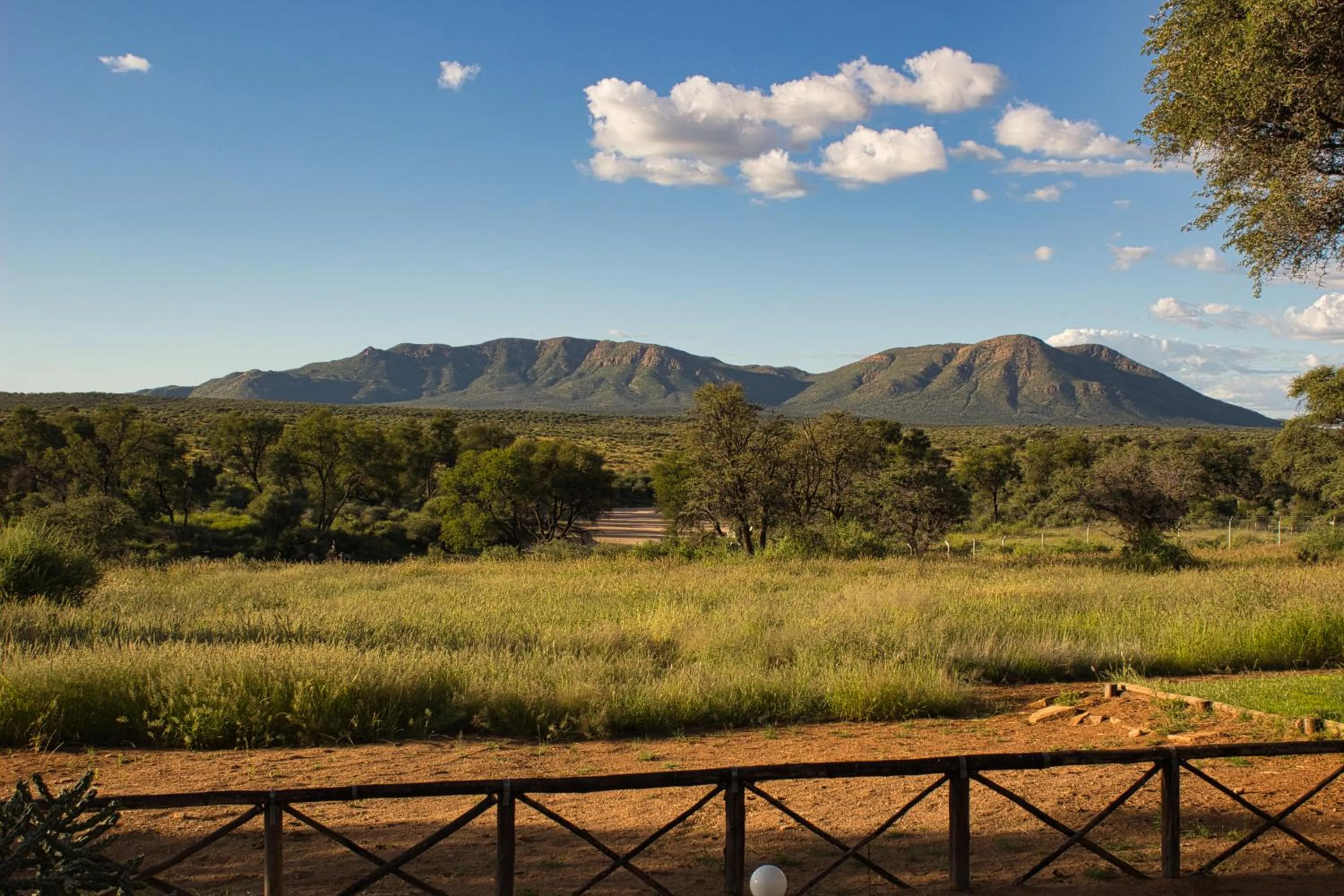 Mountain view in Hohewarte Guestfarm