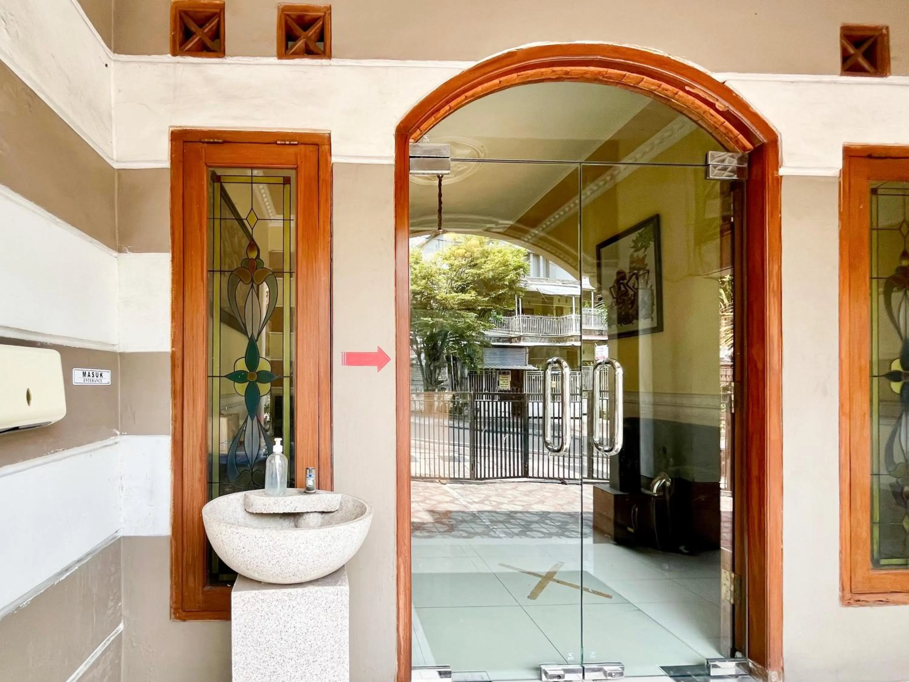RedDoorz Near Alun Alun Kota Wisata Batu