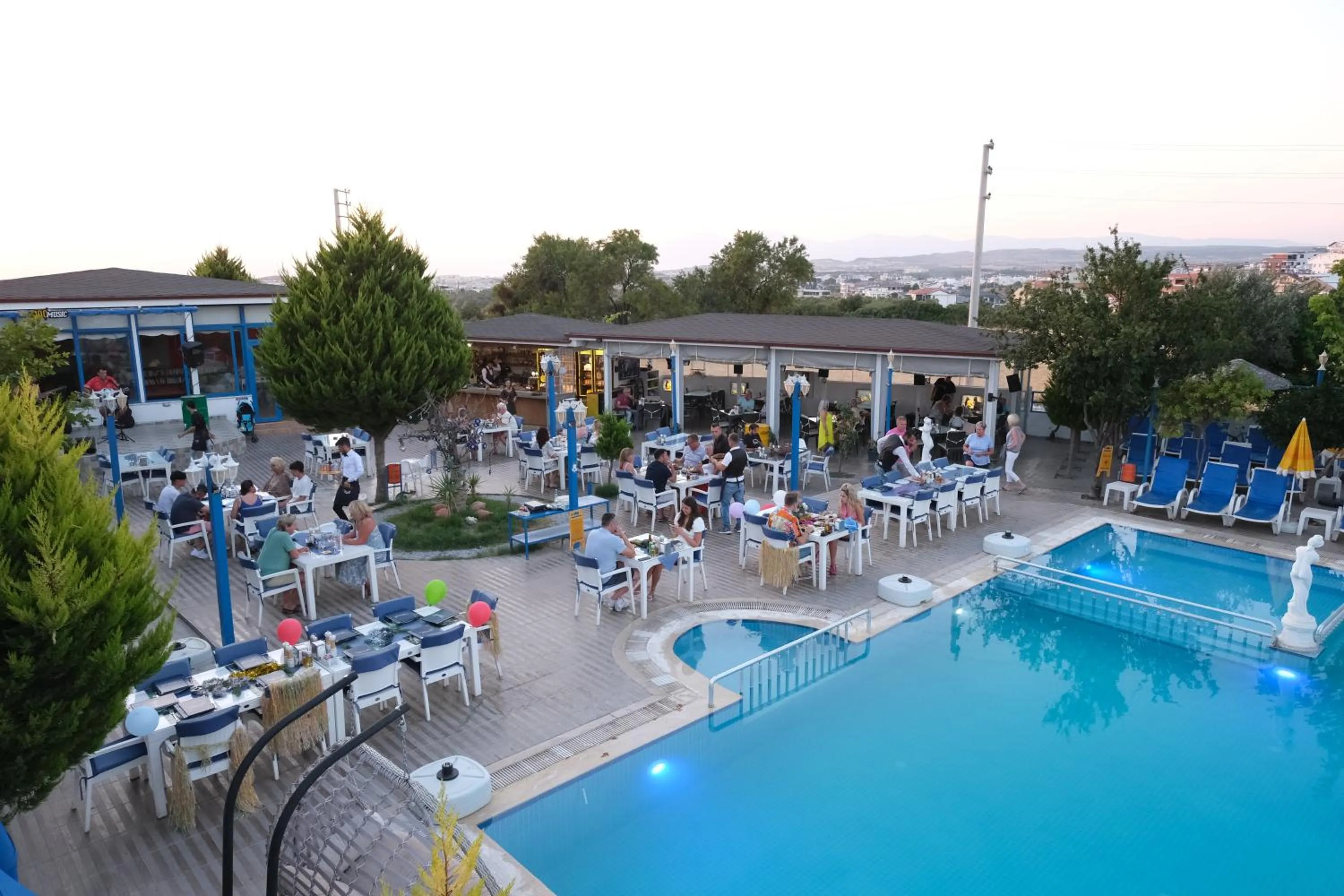 Pool view in Mavi Restaurant & Apartments 1