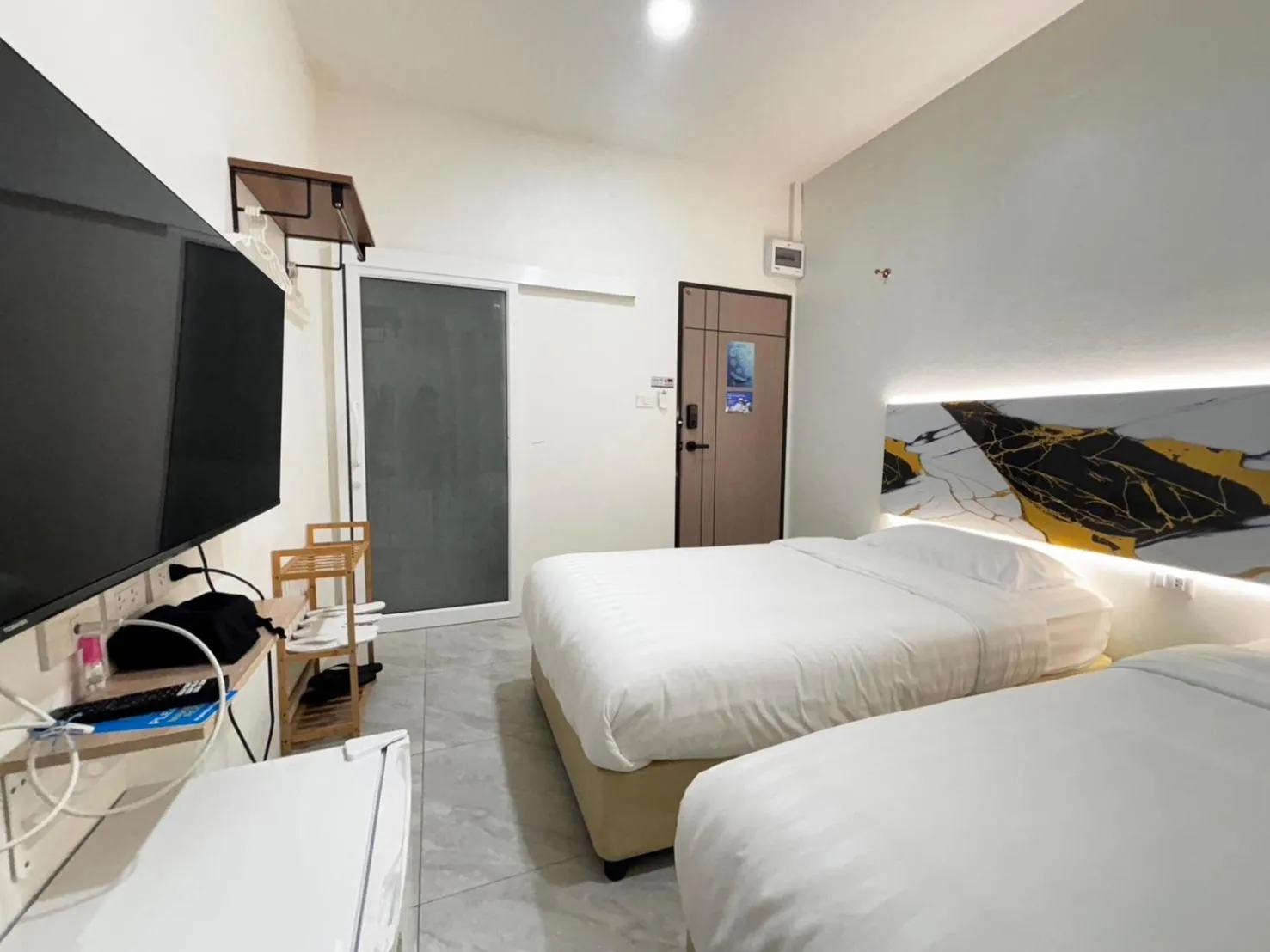 Bed in PJ Hostel & Bar