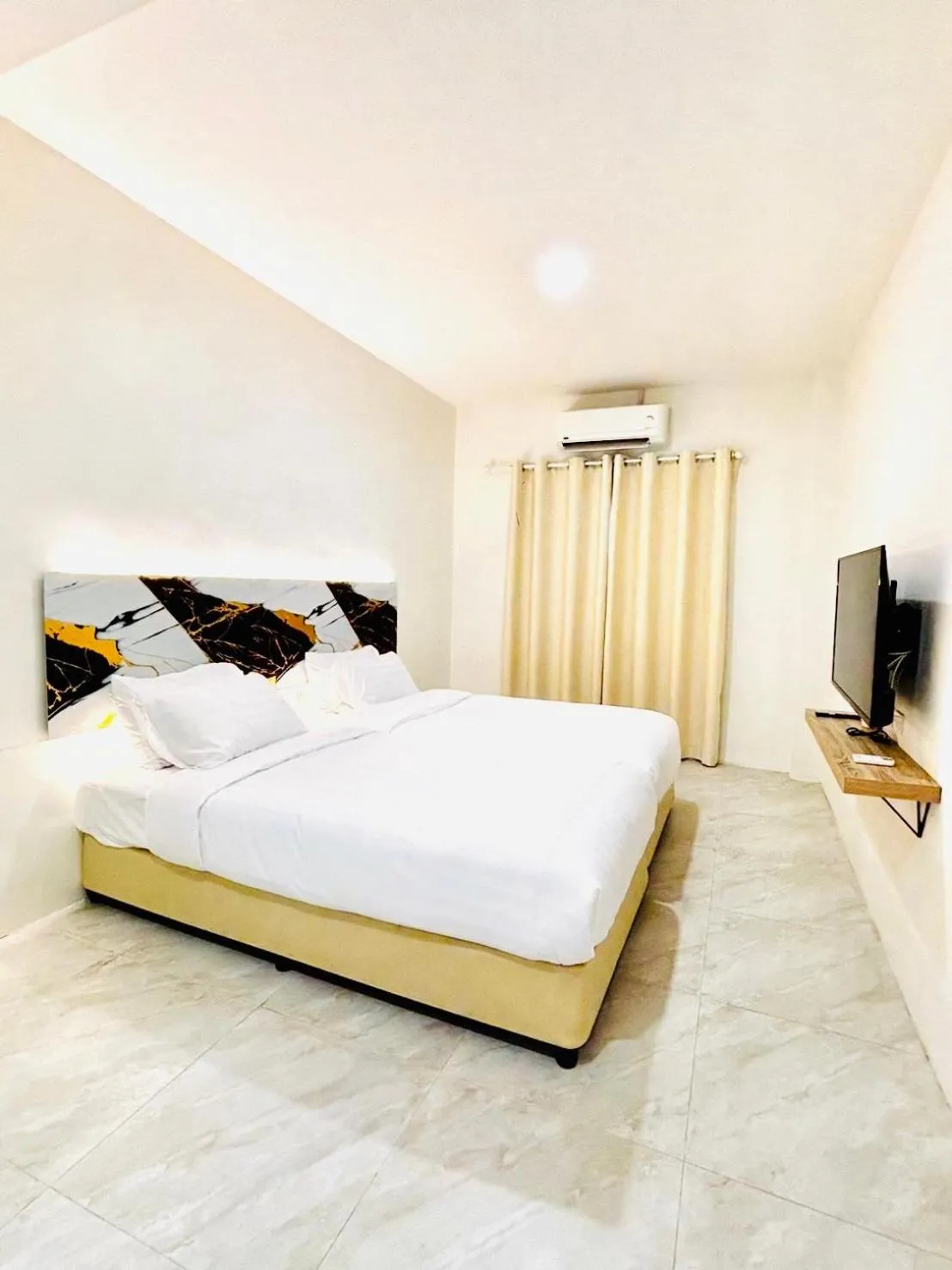 Bed in PJ Hostel & Bar