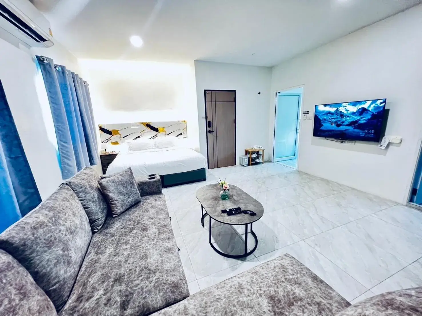 Bed in PJ Hostel & Bar Bed in PJ Hostel & Bar