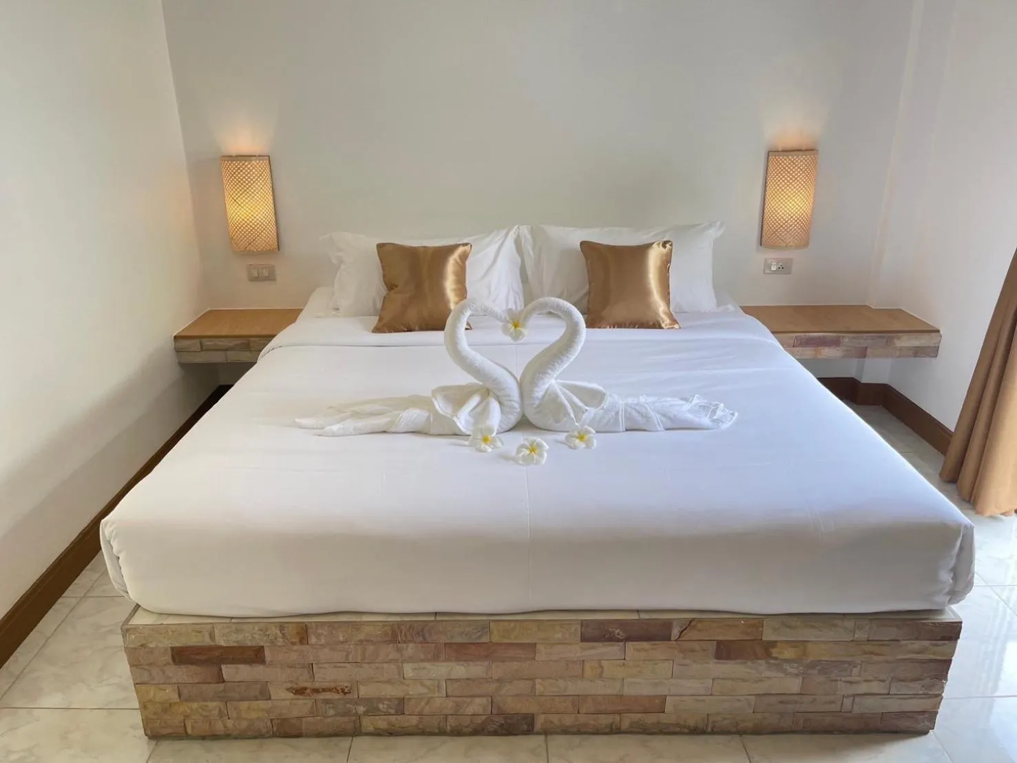 Sunrise Serenity Phuket Resort