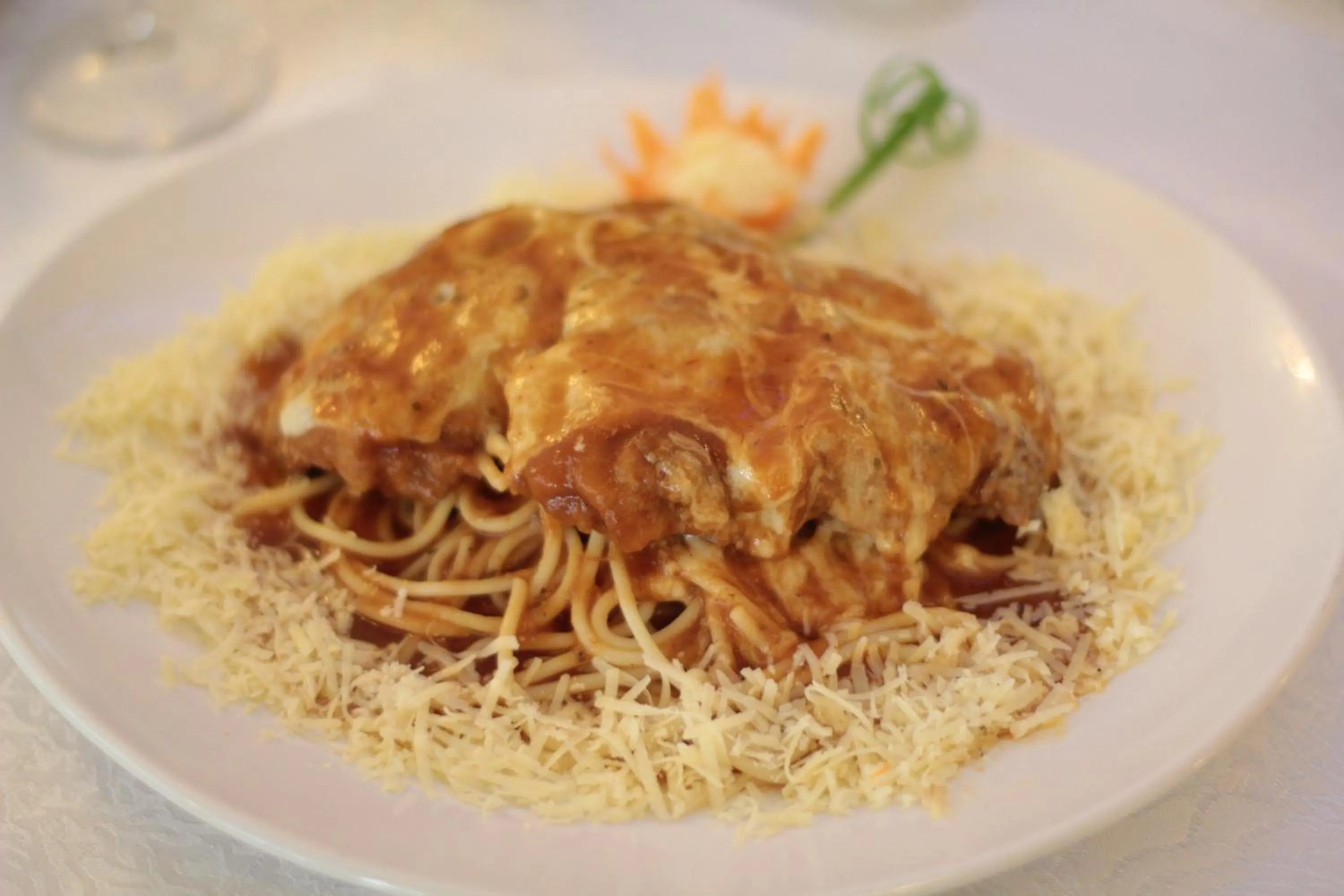 Restaurant/places to eat in Hotel Bogari