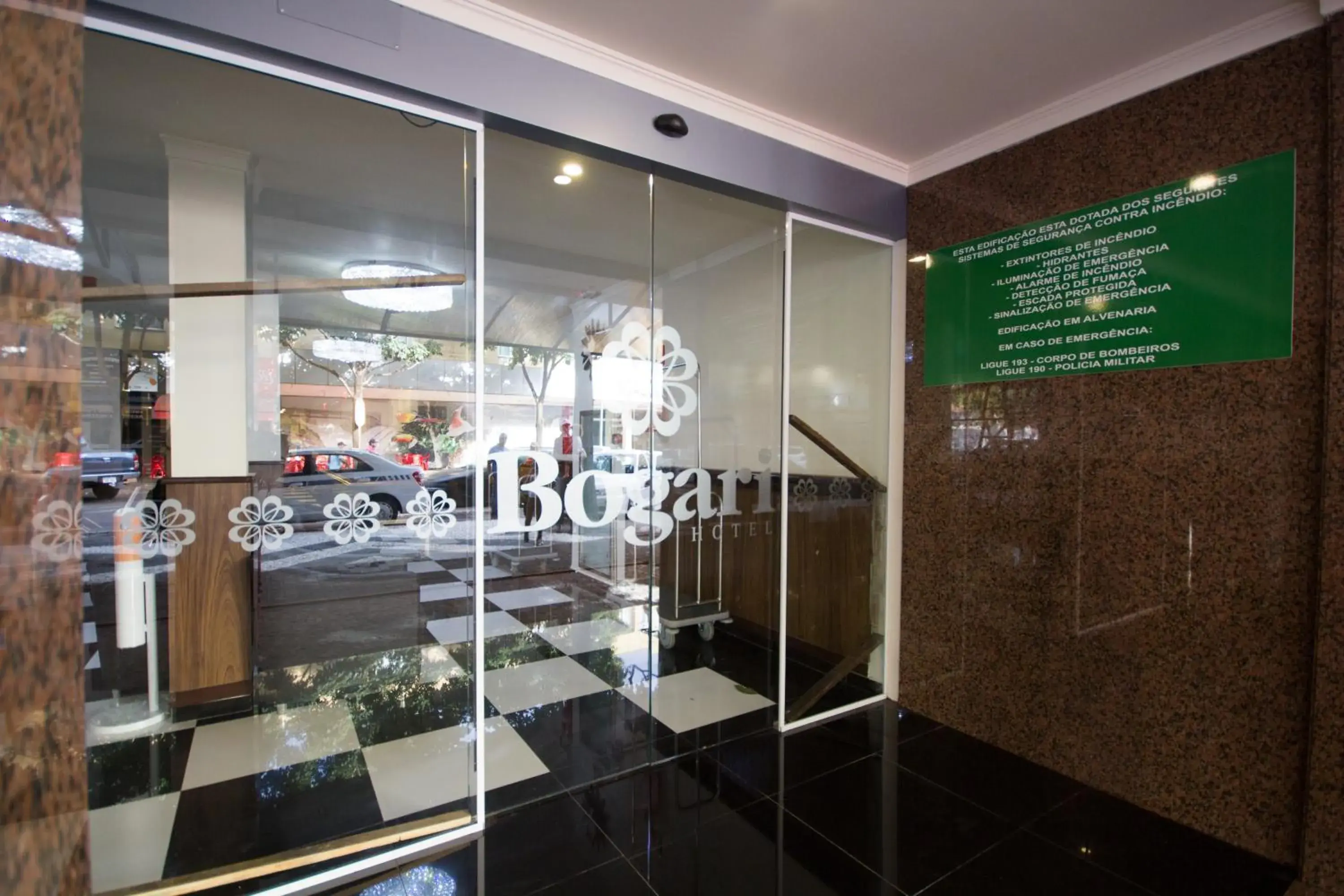 Facade/entrance in Hotel Bogari Facade/entrance in Hotel Bogari