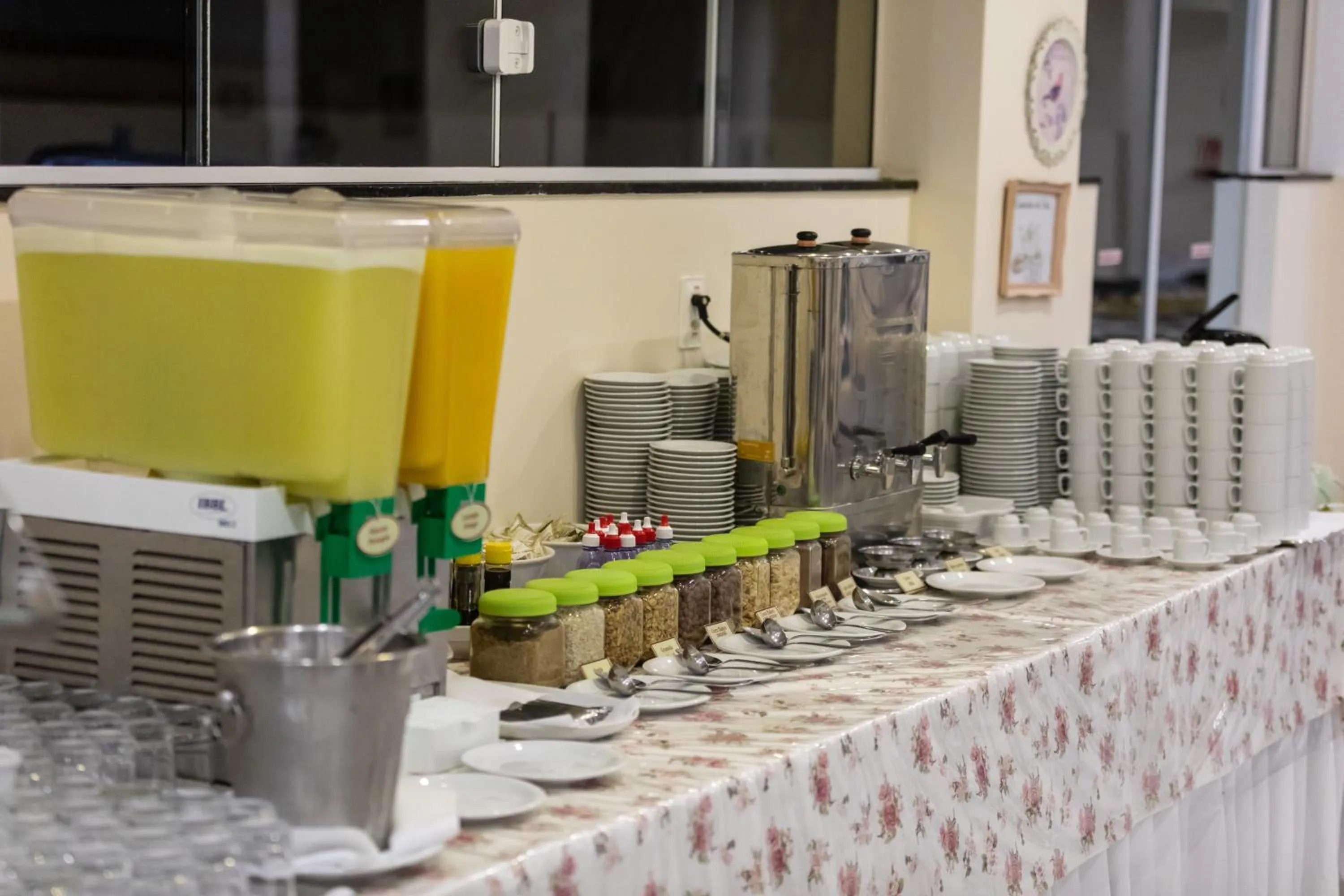 Food and drinks in Hotel Bogari