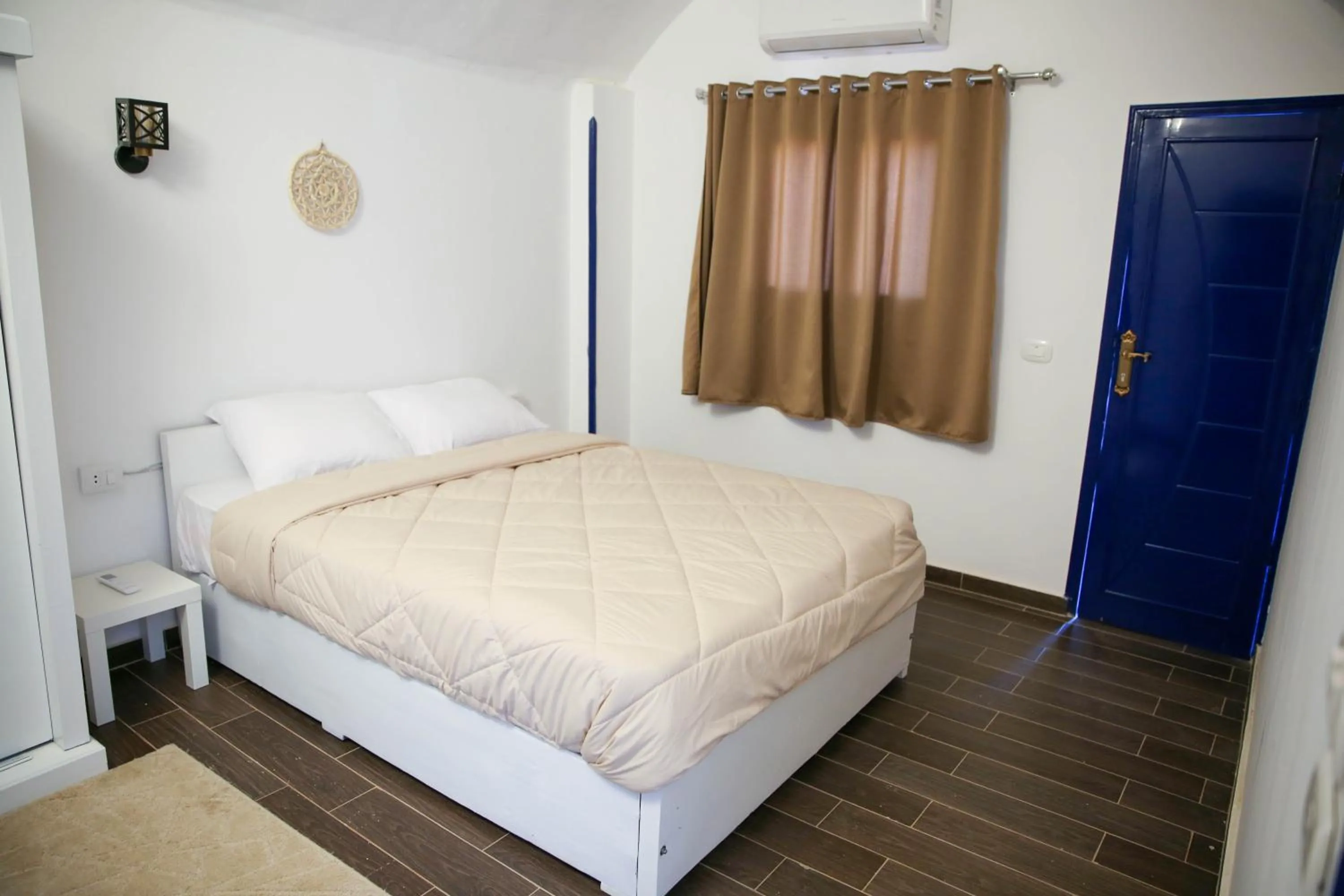 Bedroom, Bed in Sharqotel Luxor