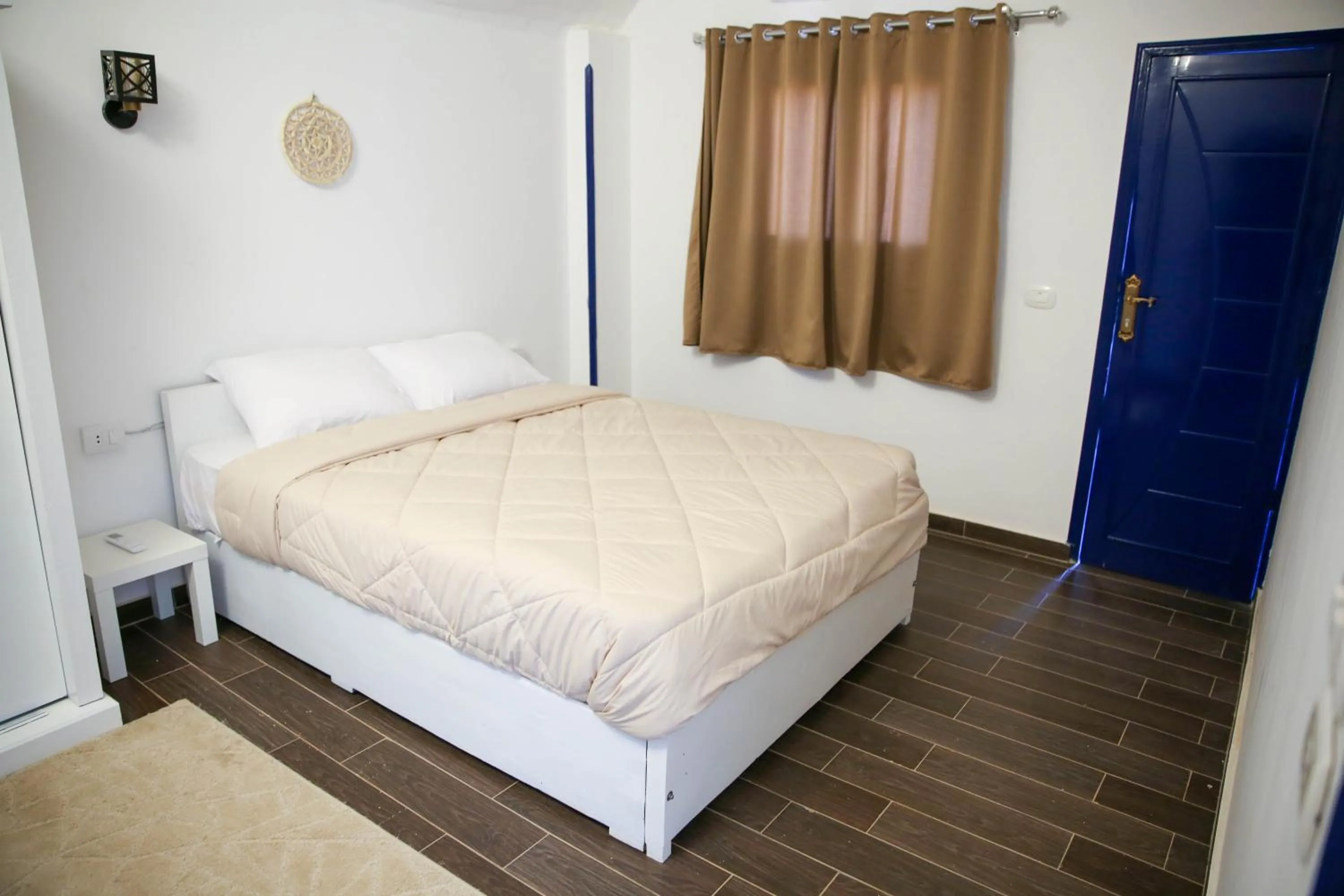 Bedroom, Bed in Sharqotel Luxor