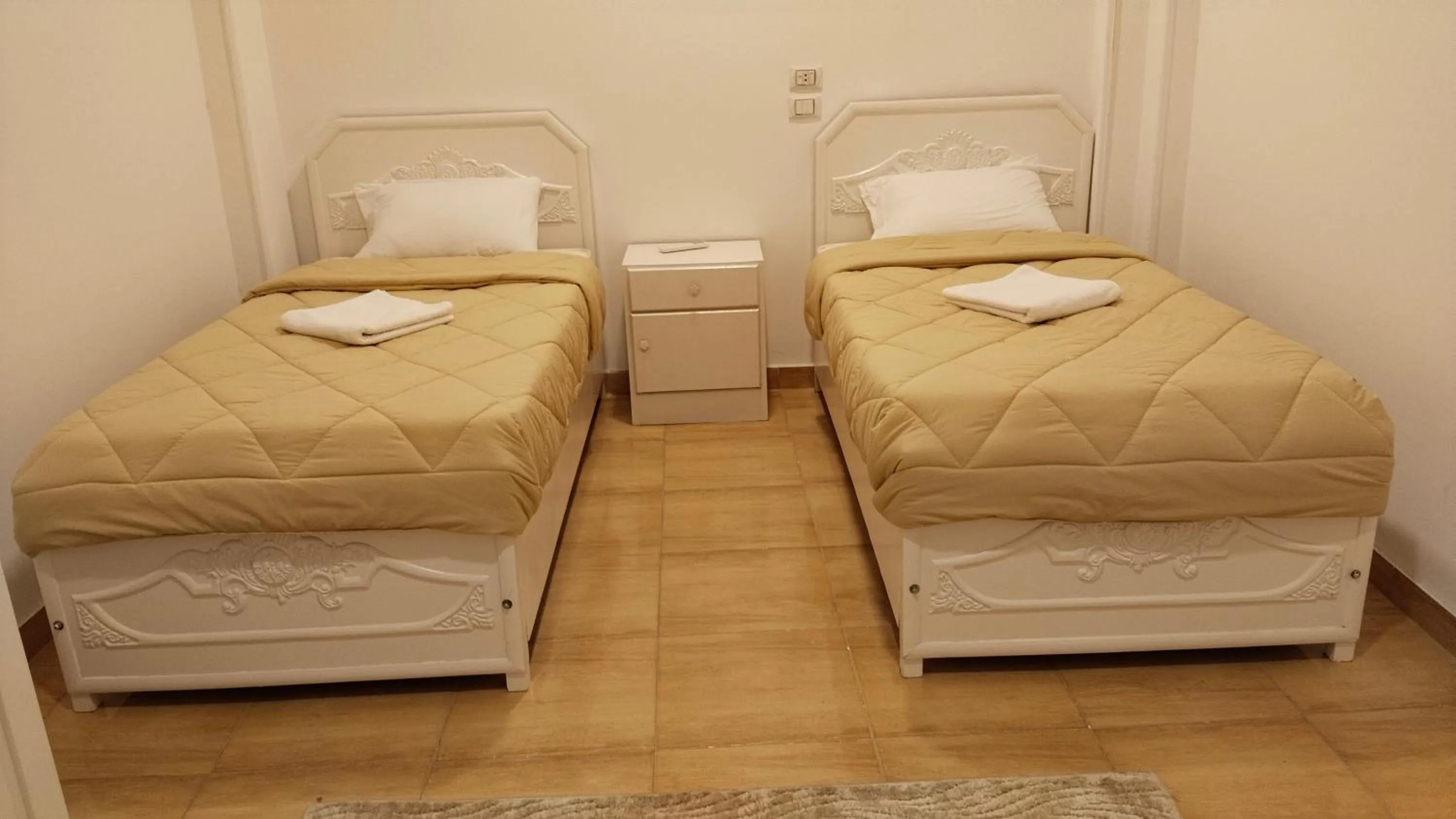 Bed in Sharqotel Luxor