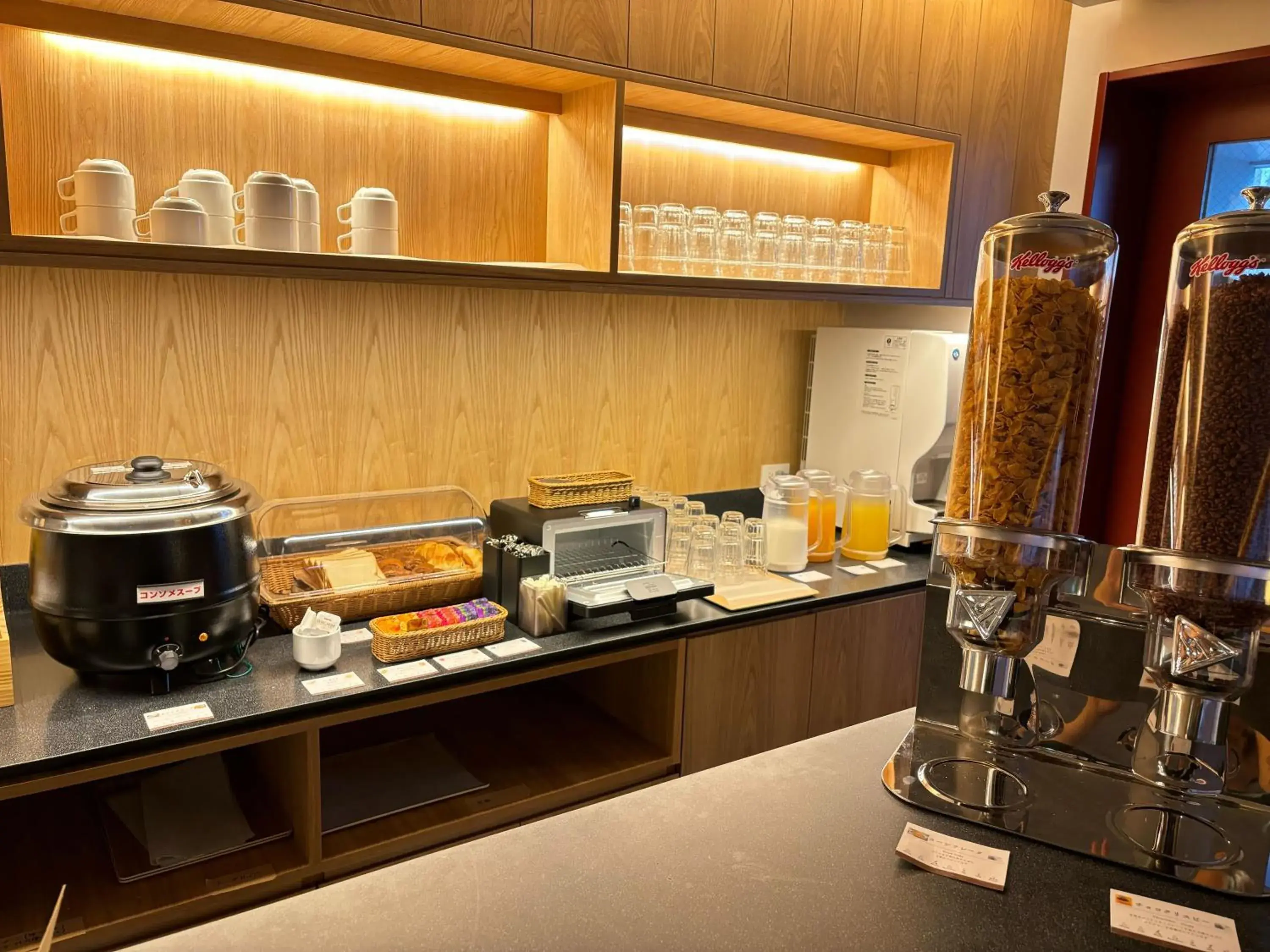 Buffet breakfast in Minn Asakusa Kuramae North Buffet breakfast in Minn Asakusa Kuramae North