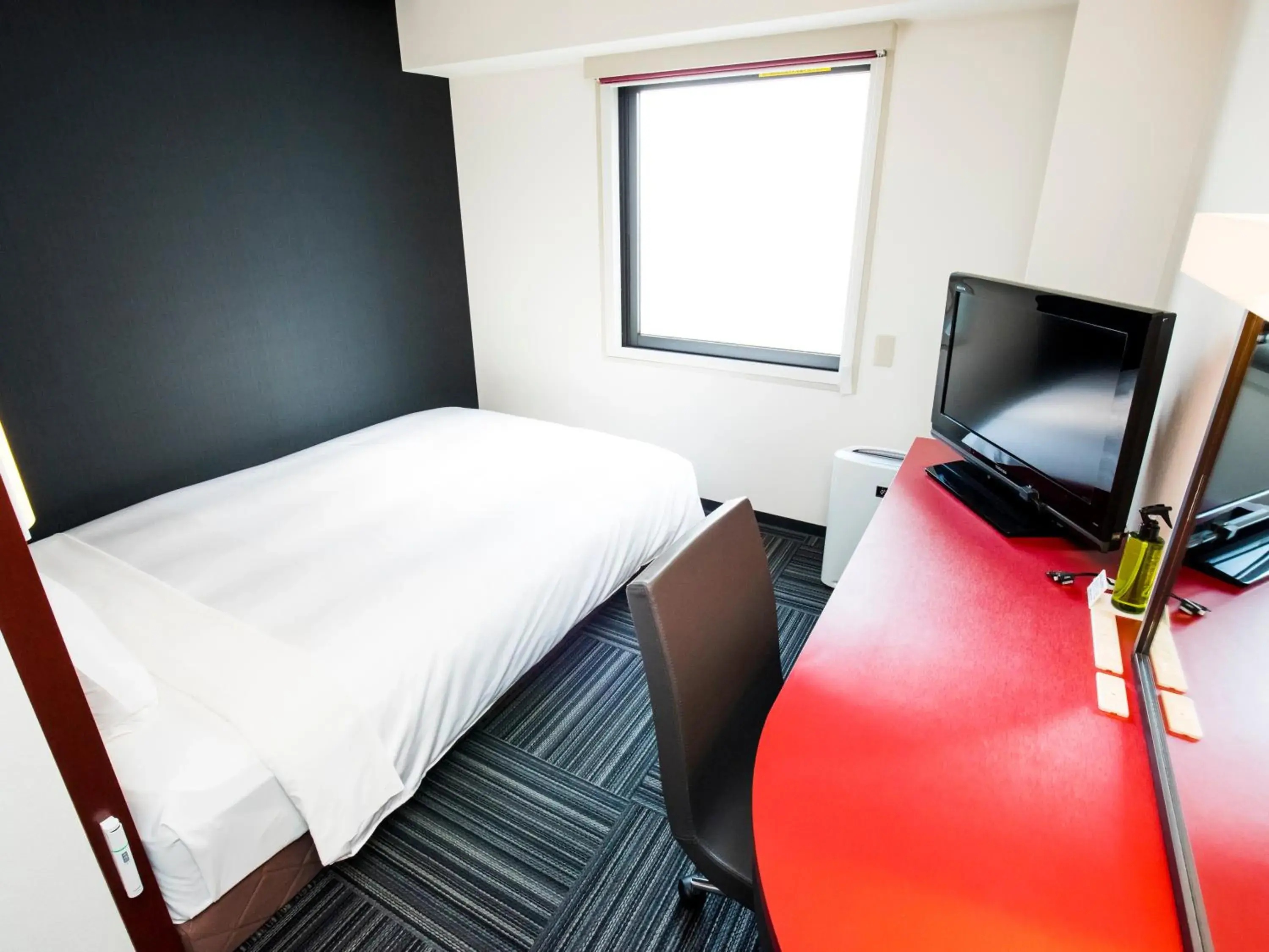 Double Room - Non-Smoking in SUPER HOTEL Tokyo Akabane Station Higashiguchi Ichibangai Double Room - Non-Smoking in SUPER HOTEL Tokyo Akabane Station Higashiguchi Ichibangai