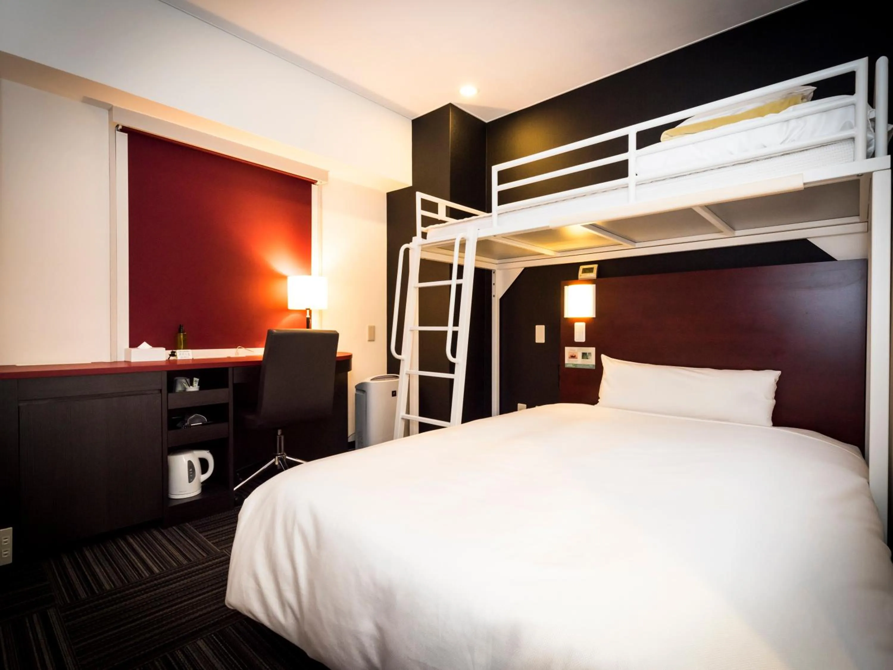 Bed in SUPER HOTEL Tokyo Akabane Station Higashiguchi Ichibangai