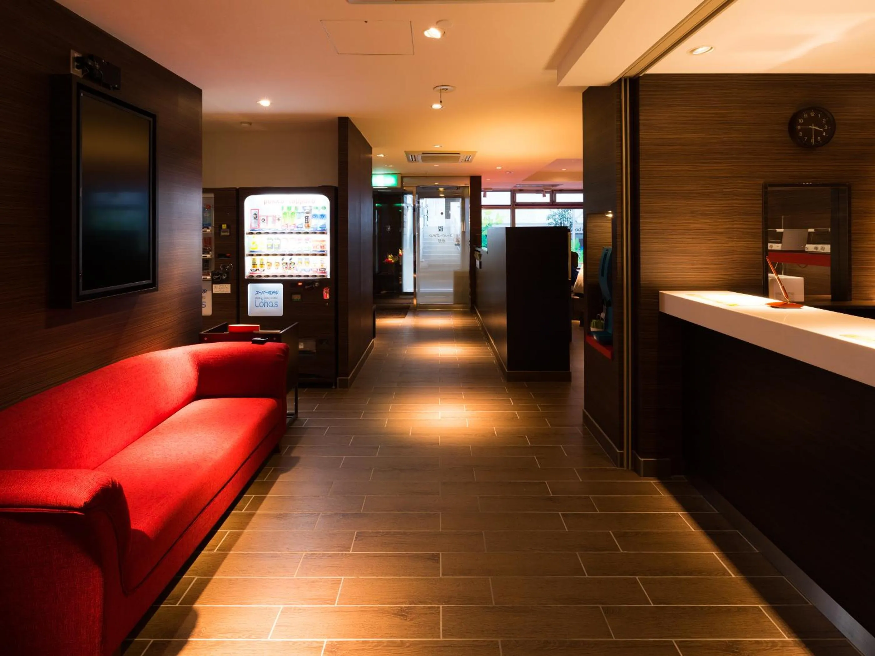 Lobby or reception in SUPER HOTEL Tokyo Akabane Station Higashiguchi Ichibangai